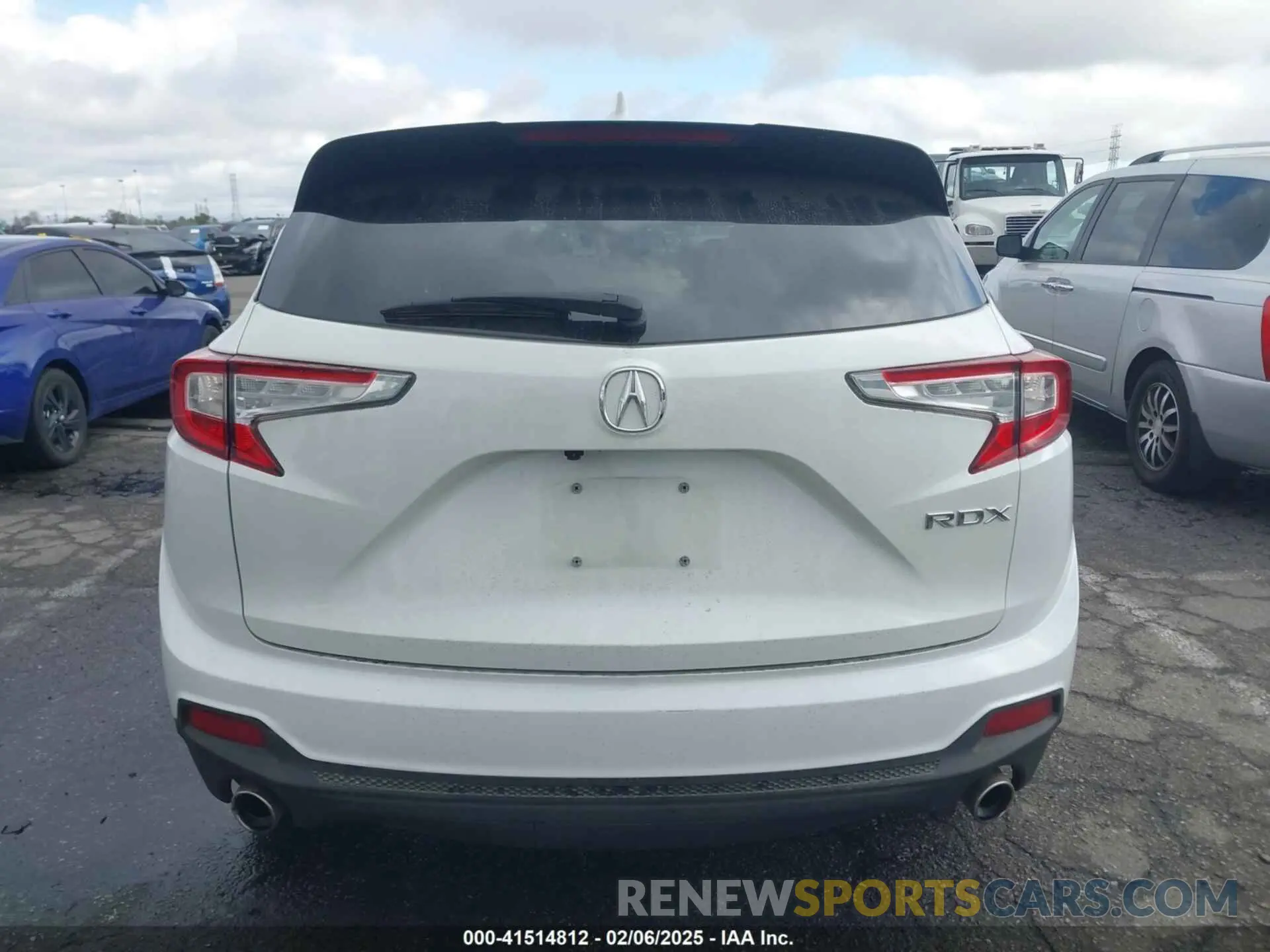 16 fotografías del automóvil dañado 5J8TC1H34ML004146 ACURA RDX 2021