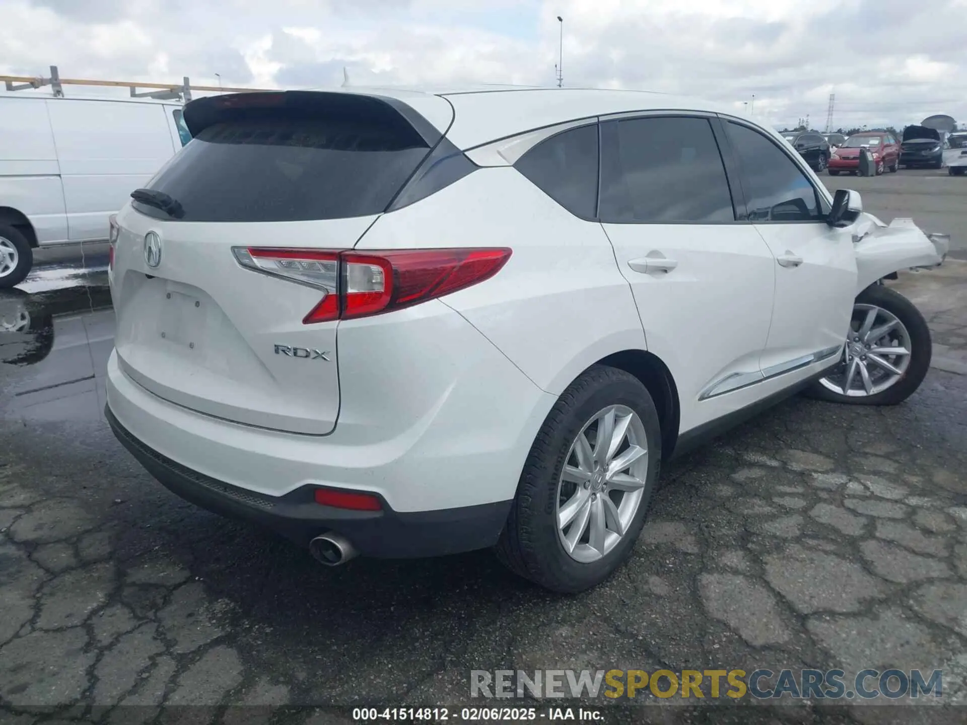4 fotografías del automóvil dañado 5J8TC1H34ML004146 ACURA RDX 2021