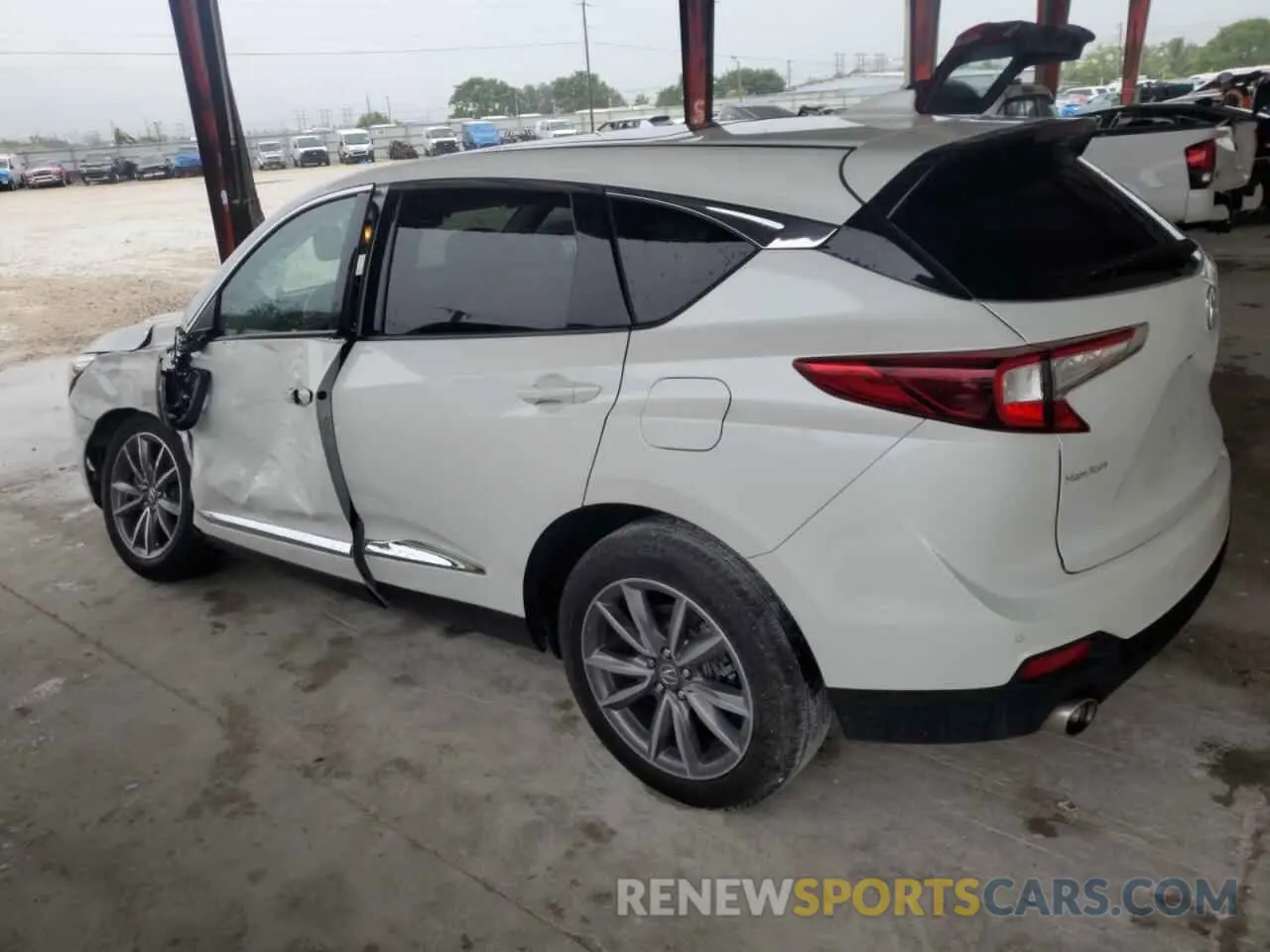 2 fotografías del automóvil dañado 5J8TC1H50ML023309 ACURA RDX 2021