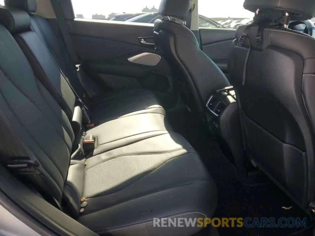 11 fotografías del automóvil dañado 5J8TC1H55ML004531 ACURA RDX 2021