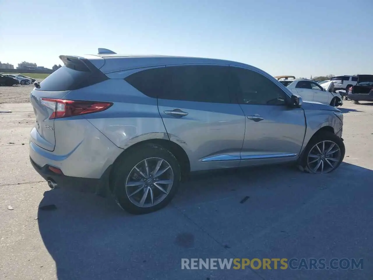 3 fotografías del automóvil dañado 5J8TC1H55ML004531 ACURA RDX 2021