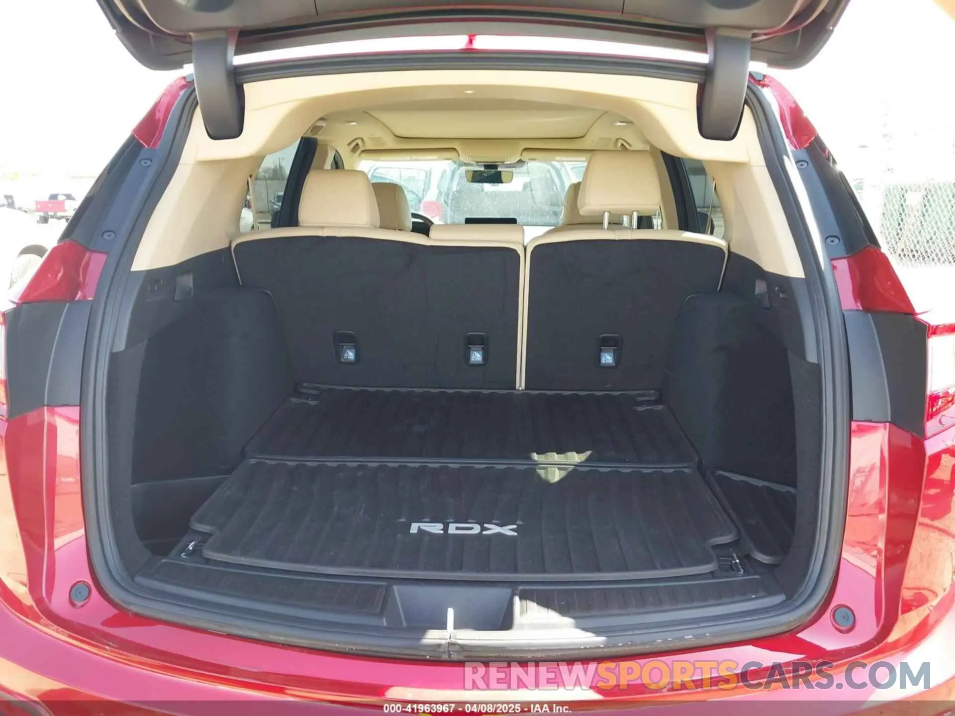 16 fotografías del automóvil dañado 5J8TC1H56ML021161 ACURA RDX 2021