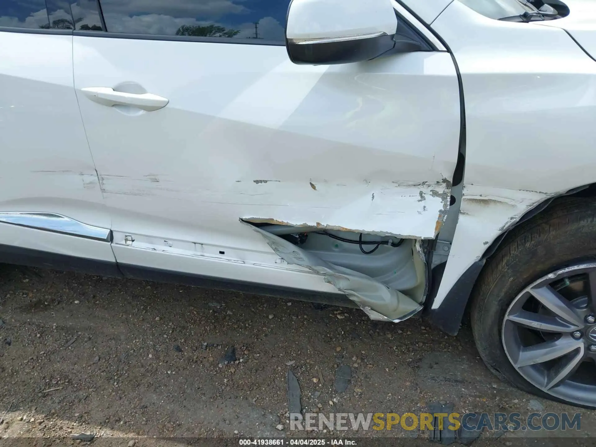 17 fotografías del automóvil dañado 5J8TC1H59ML023597 ACURA RDX 2021