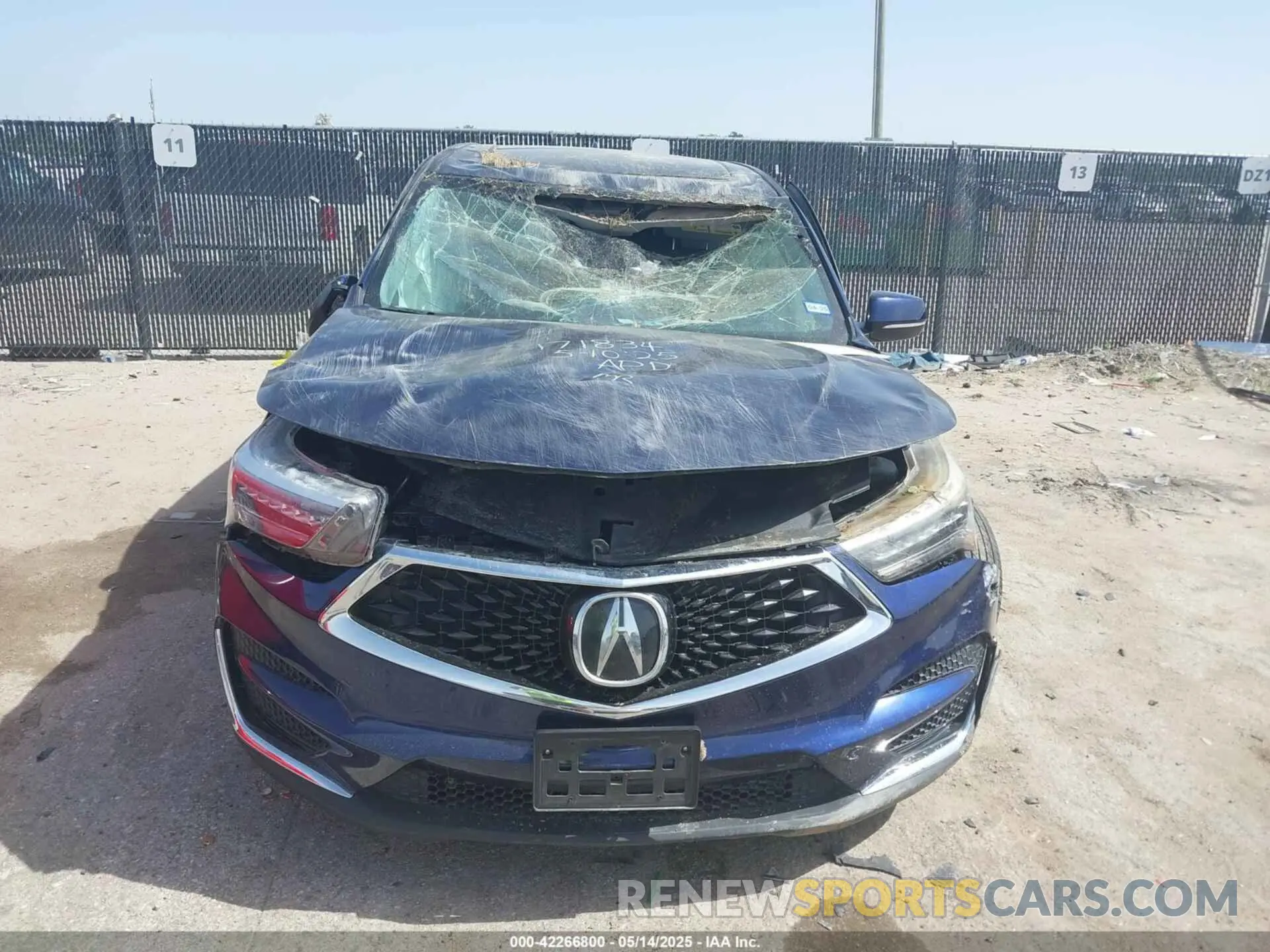 12 fotografías del automóvil dañado 5J8TC1H5XML011202 ACURA RDX 2021