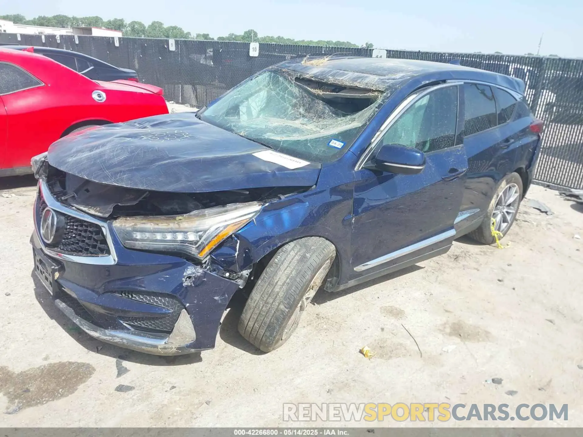 2 fotografías del automóvil dañado 5J8TC1H5XML011202 ACURA RDX 2021
