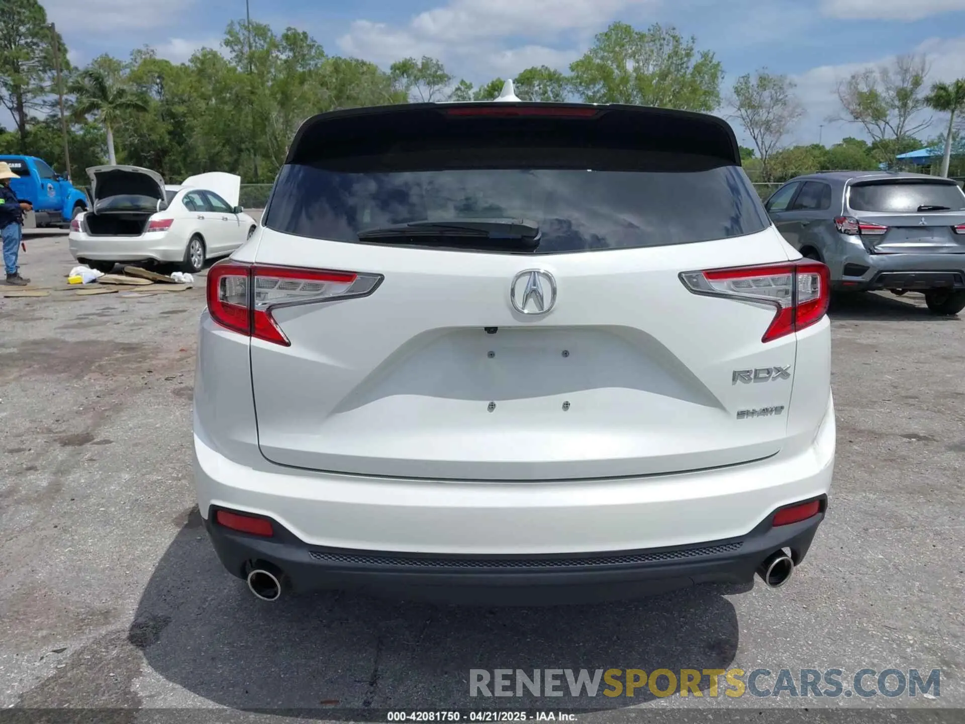 17 fotografías del automóvil dañado 5J8TC2H33ML005391 ACURA RDX 2021