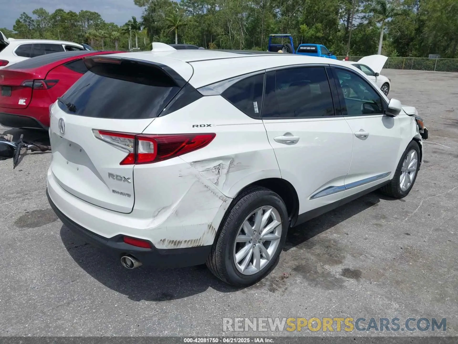 4 fotografías del automóvil dañado 5J8TC2H33ML005391 ACURA RDX 2021