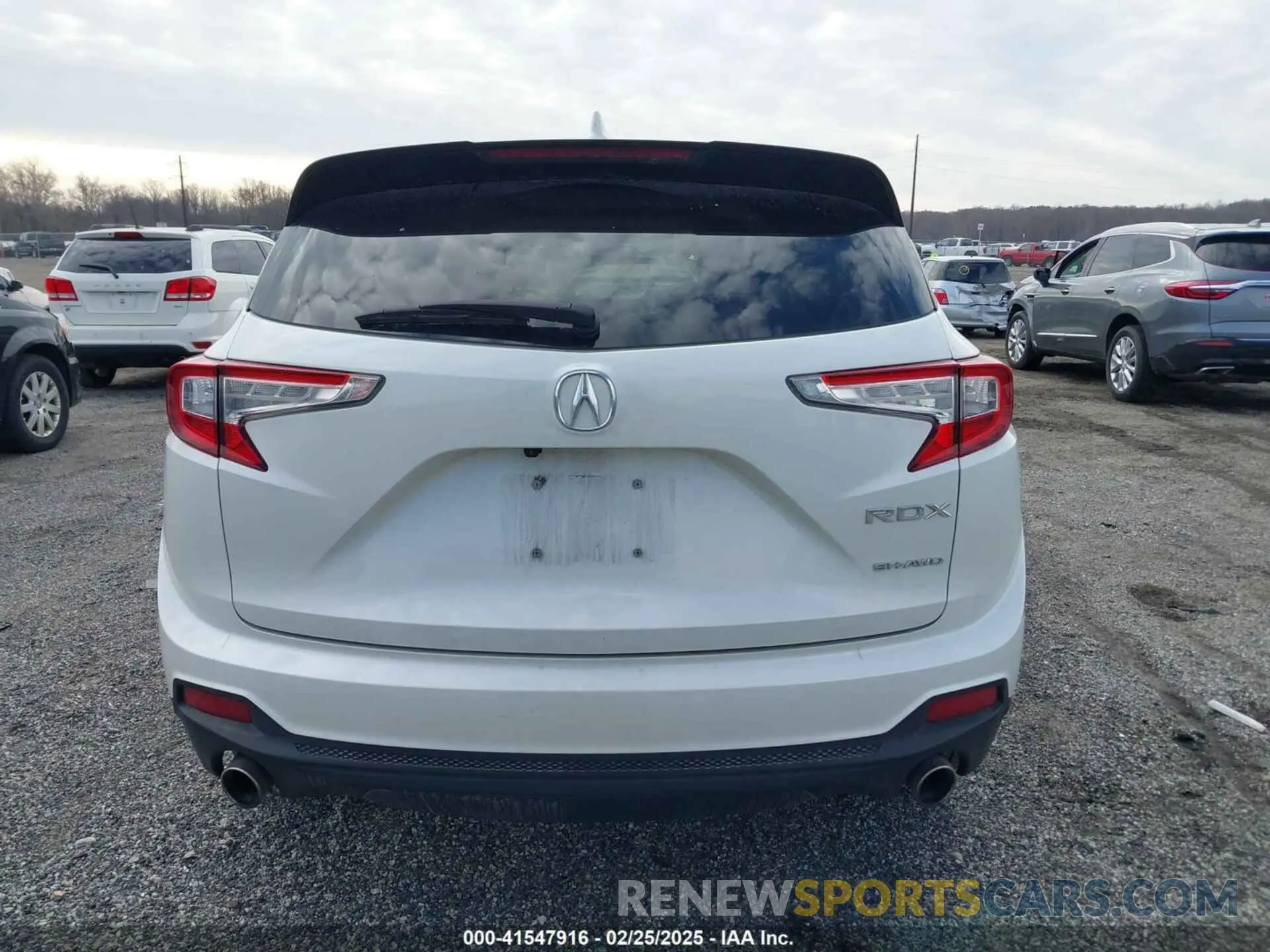 16 fotografías del automóvil dañado 5J8TC2H34ML002726 ACURA RDX 2021