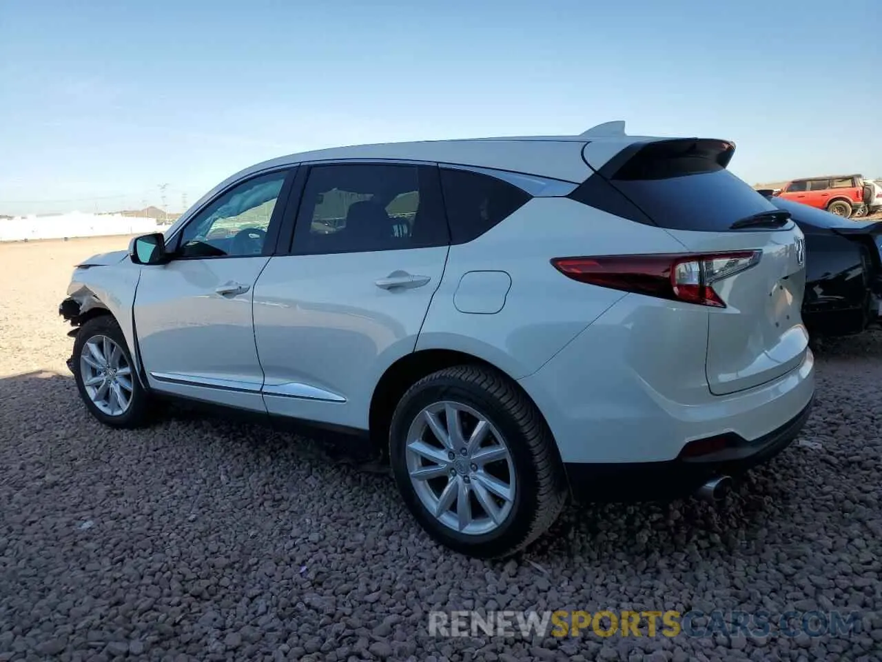 2 fotografías del automóvil dañado 5J8TC2H35ML001987 ACURA RDX 2021