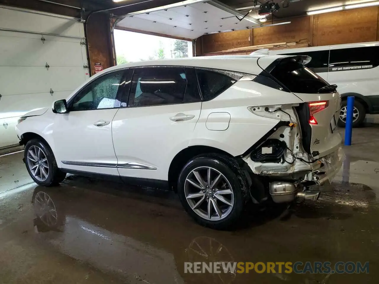 2 fotografías del automóvil dañado 5J8TC2H53ML009698 ACURA RDX 2021