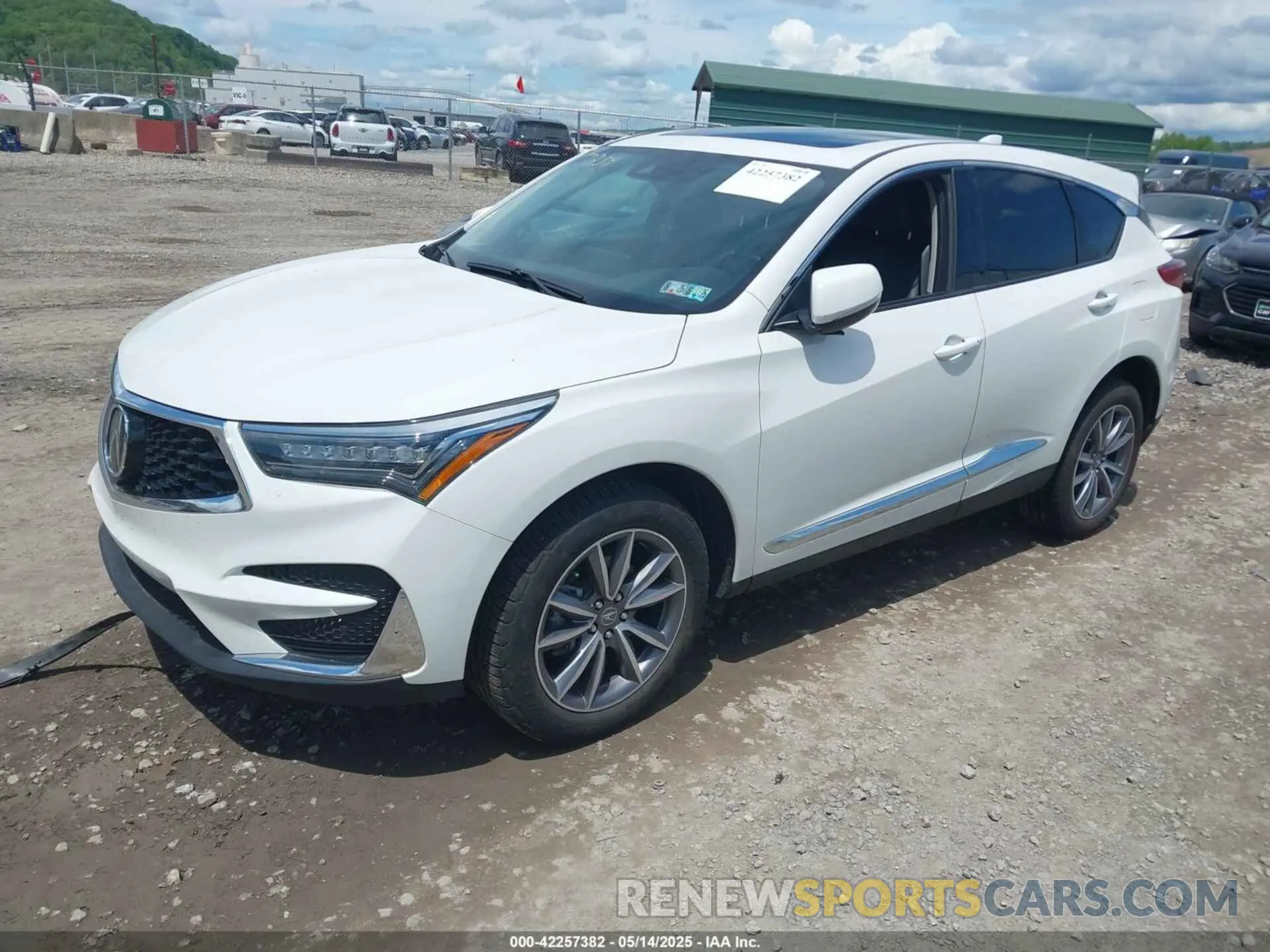 2 fotografías del automóvil dañado 5J8TC2H53ML047254 ACURA RDX 2021