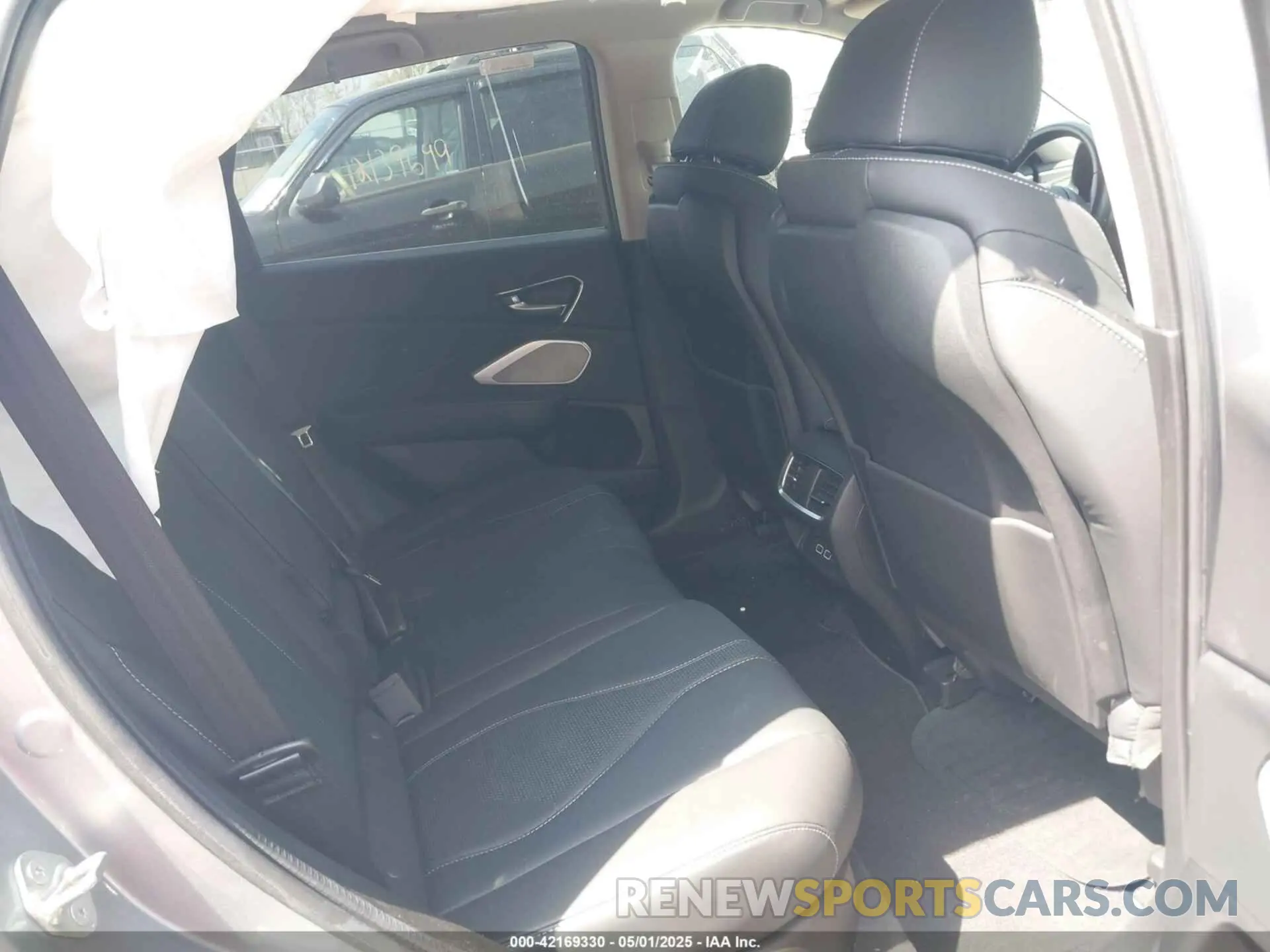 8 fotografías del automóvil dañado 5J8TC2H57ML010790 ACURA RDX 2021