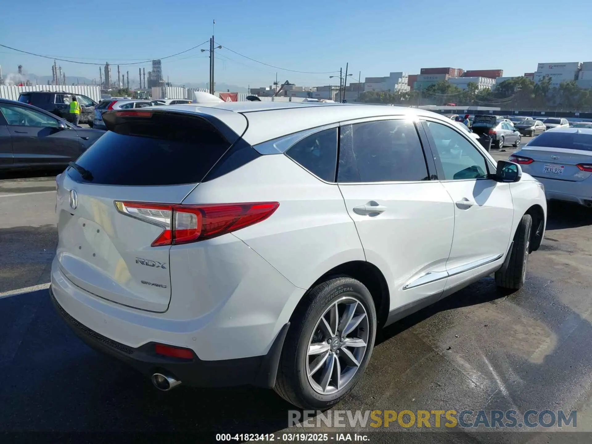 4 fotografías del automóvil dañado 5J8TC2H5XML019533 ACURA RDX 2021