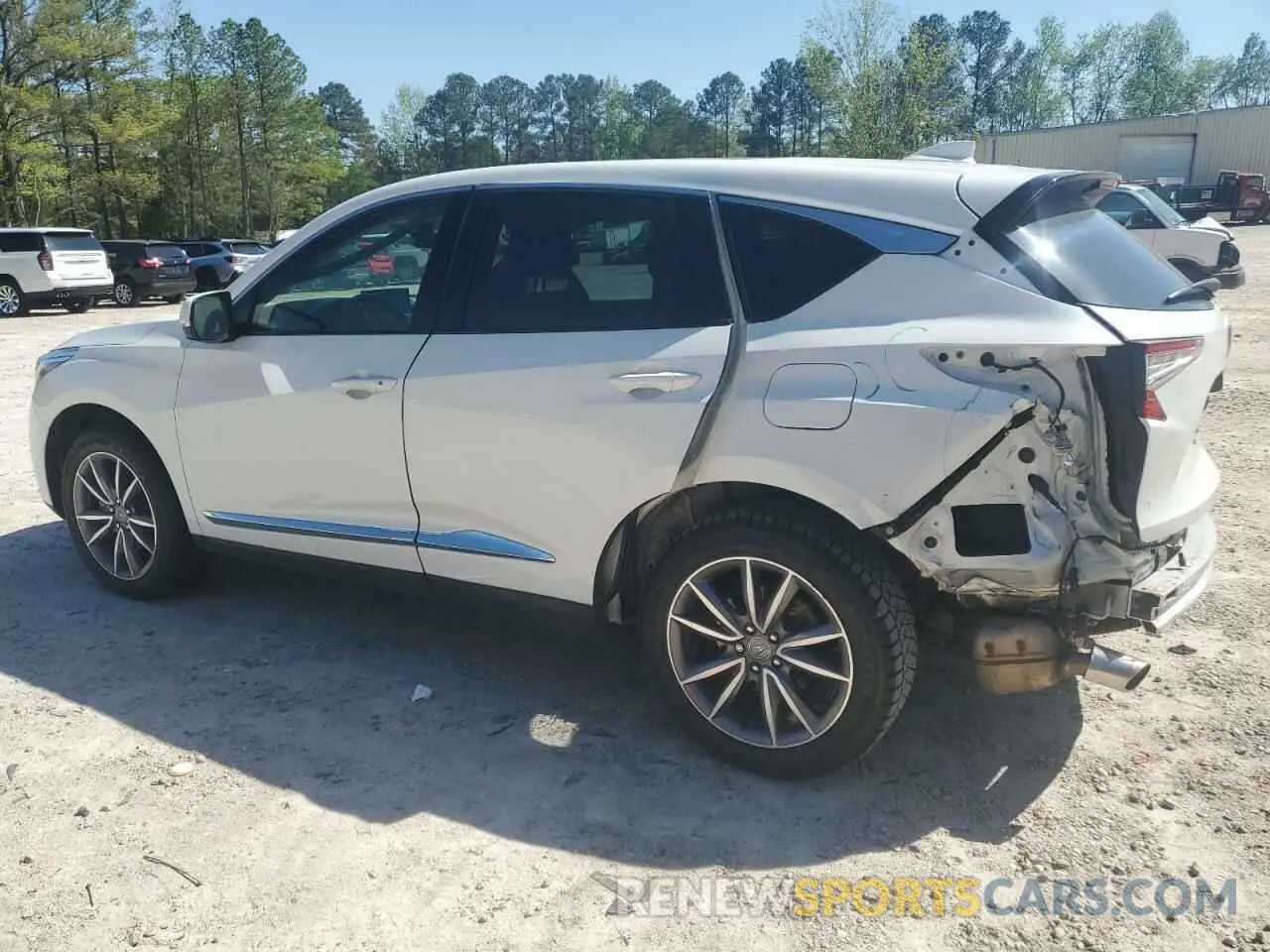 2 fotografías del automóvil dañado 5J8TC2H5XML046781 ACURA RDX 2021