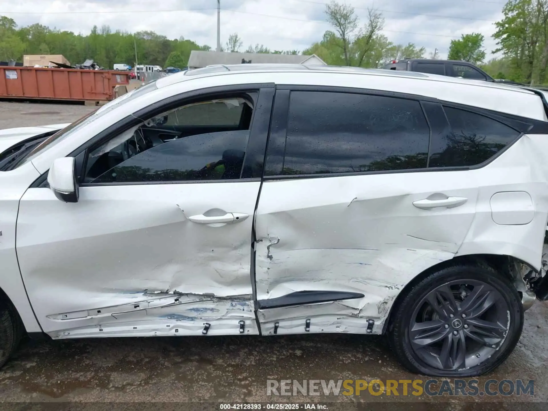 14 fotografías del automóvil dañado 5J8TC2H63ML048400 ACURA RDX 2021