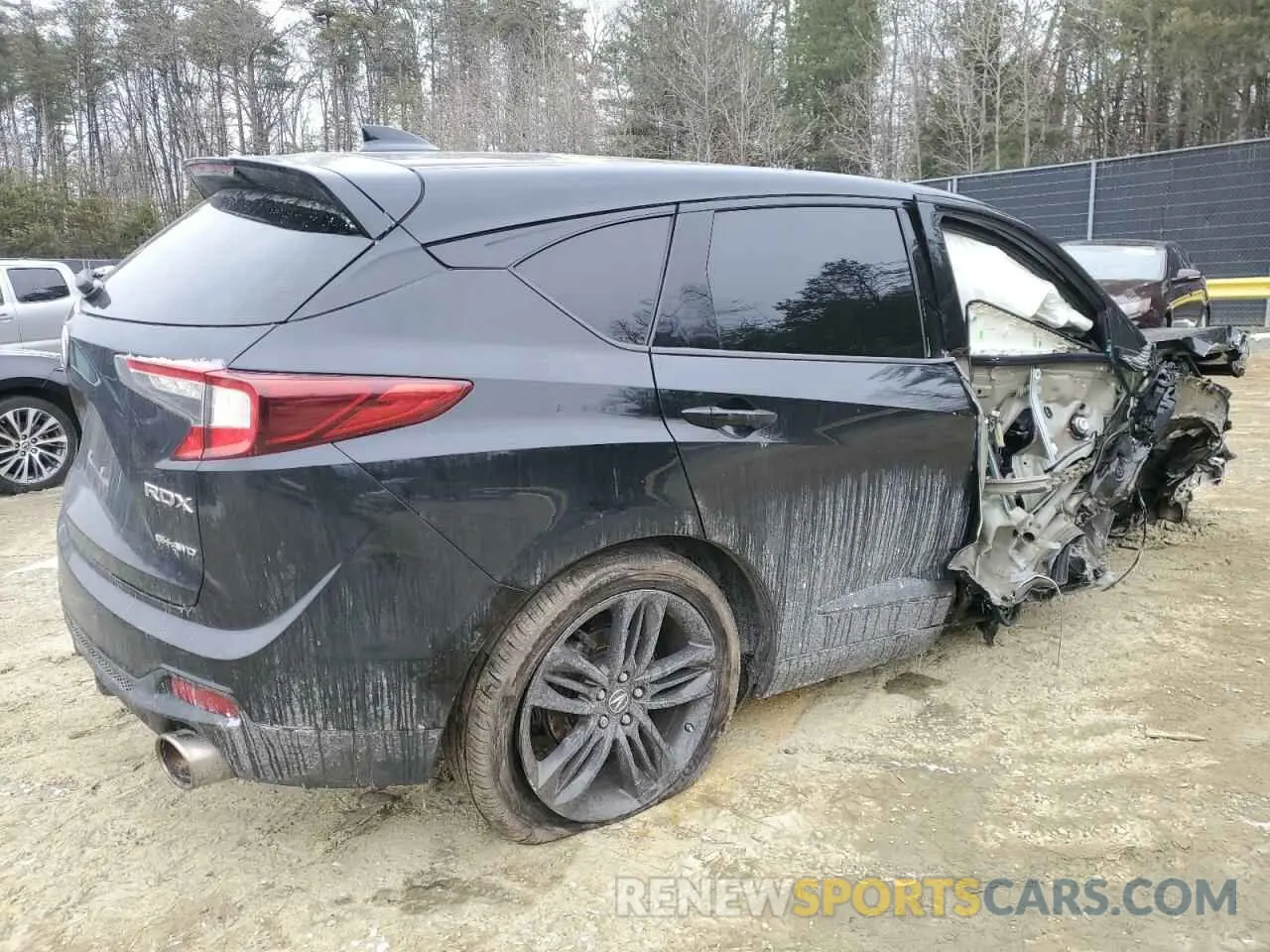3 fotografías del automóvil dañado 5J8TC2H64ML017432 ACURA RDX 2021