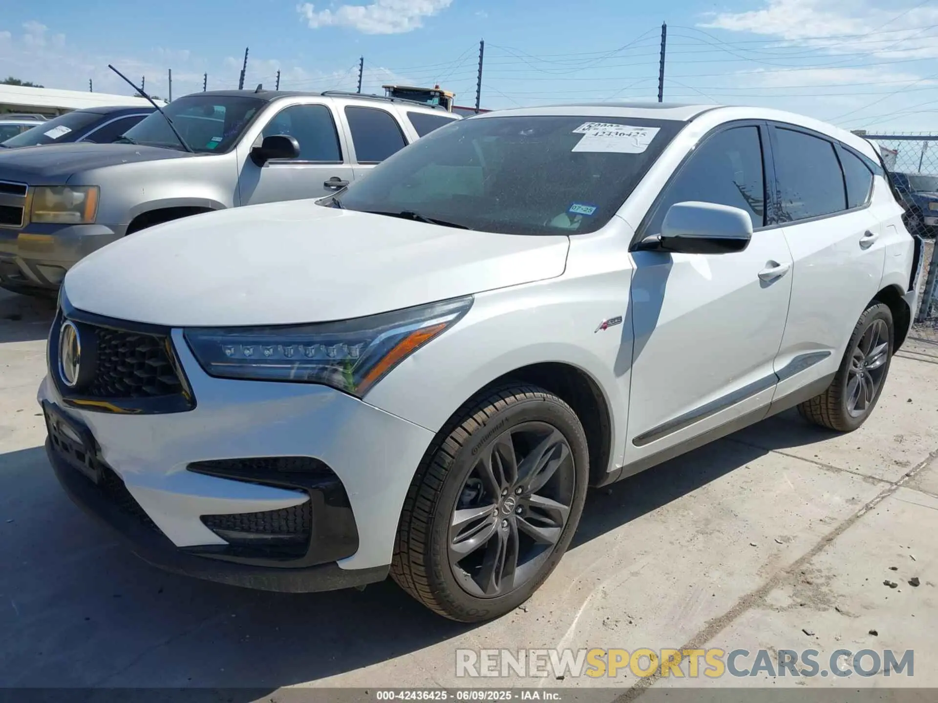 2 fotografías del automóvil dañado 5J8TC2H67ML025265 ACURA RDX 2021