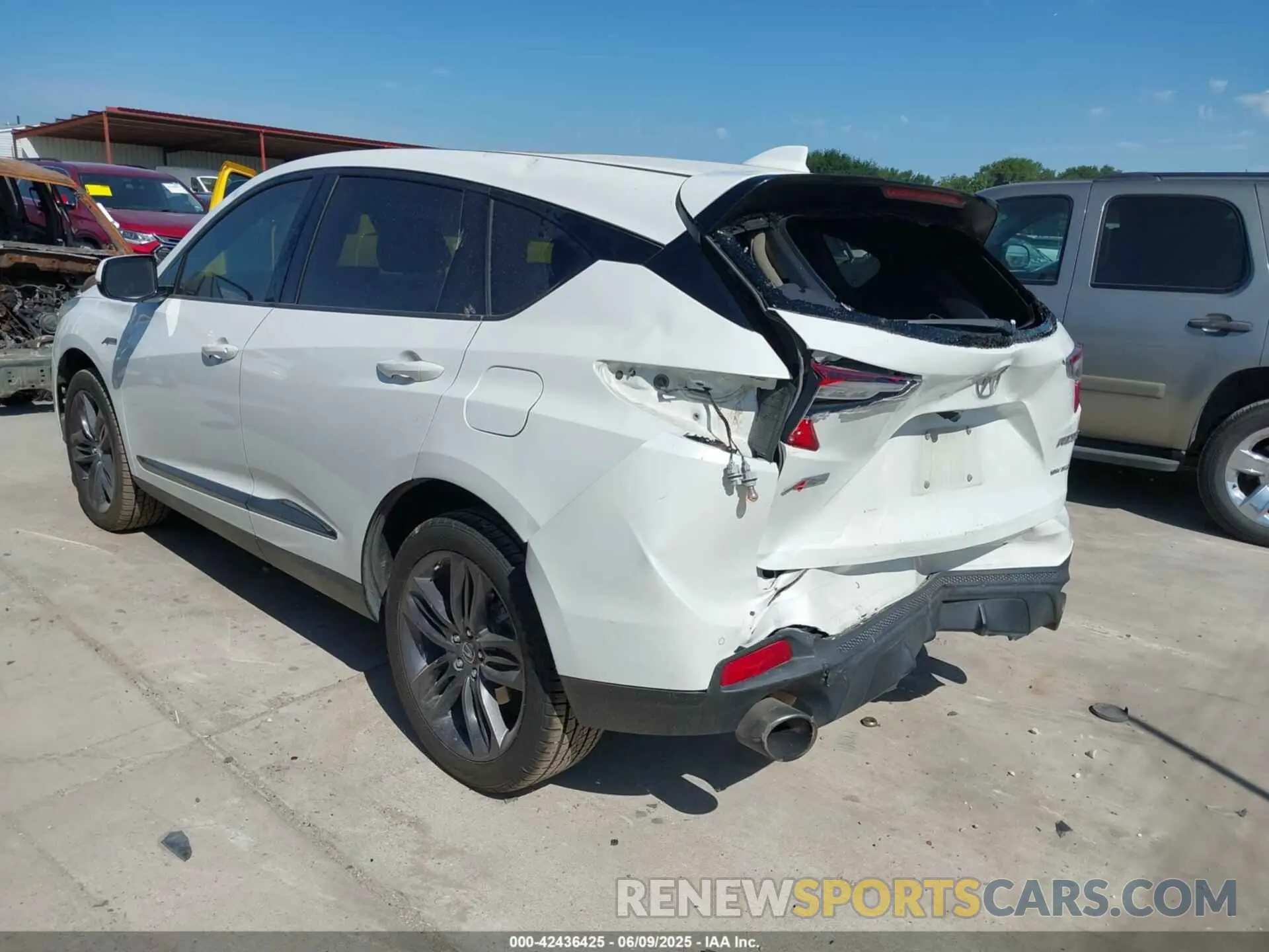 3 fotografías del automóvil dañado 5J8TC2H67ML025265 ACURA RDX 2021