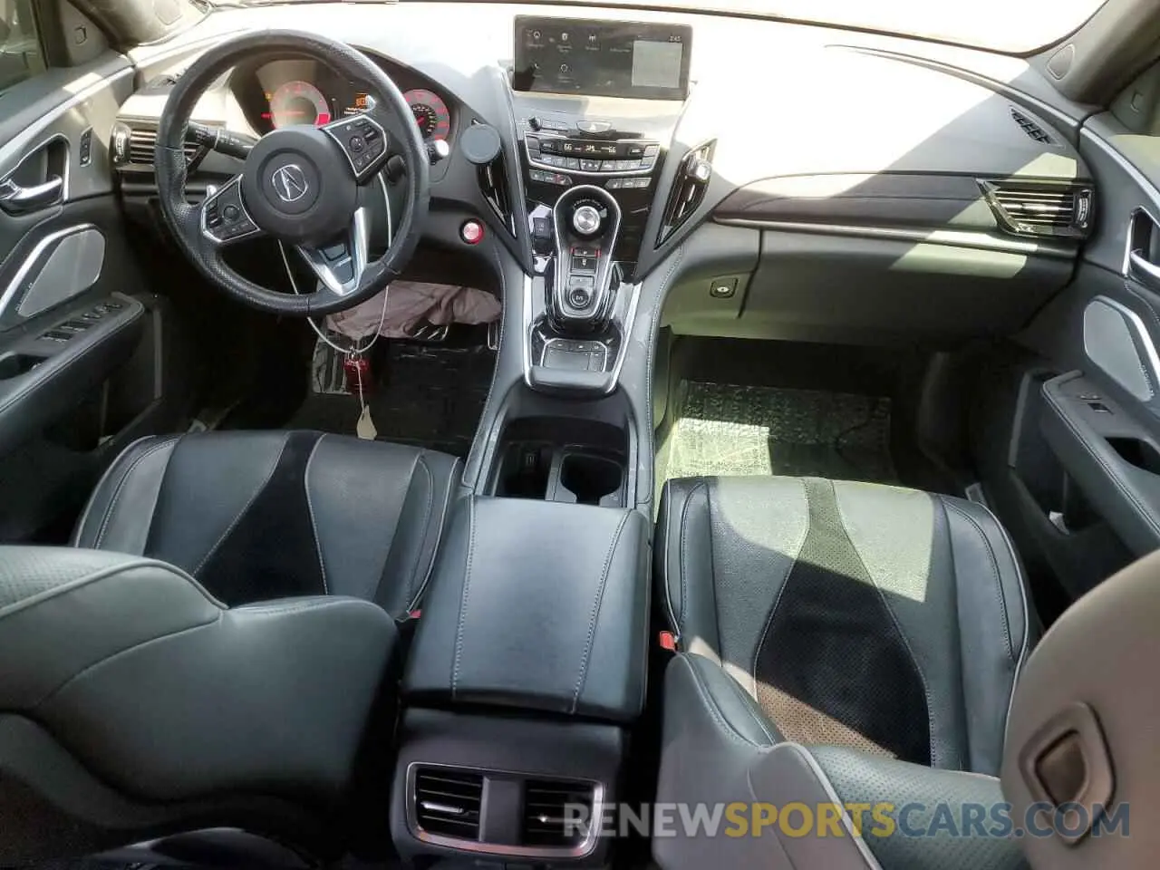 8 fotografías del automóvil dañado 5J8TC2H6XML031416 ACURA RDX 2021