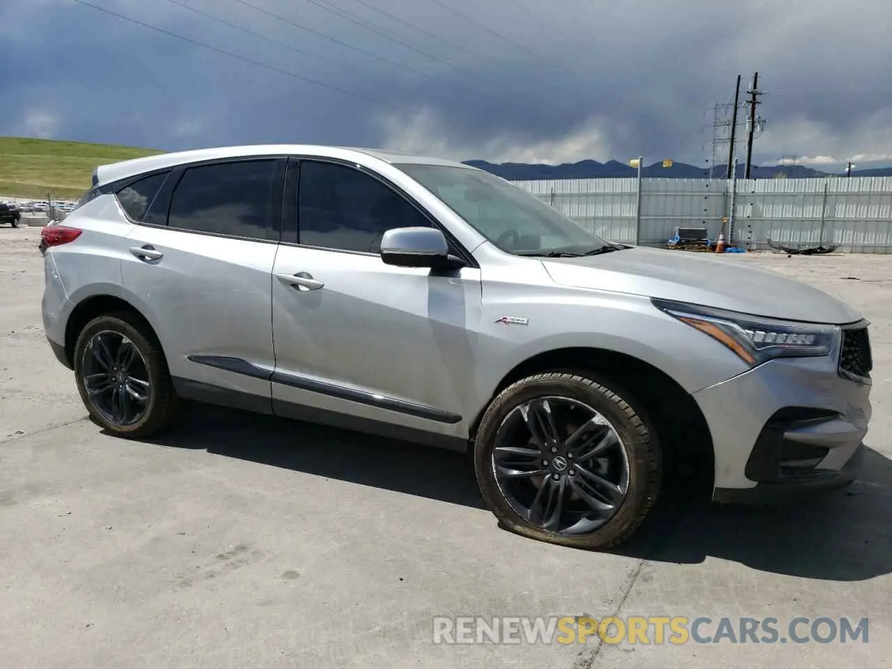4 fotografías del automóvil dañado 5J8TC2H6XML038947 ACURA RDX 2021