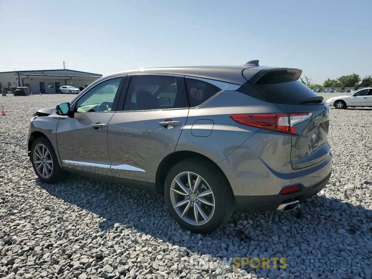 2 fotografías del automóvil dañado 5J8TC1H55NL002375 ACURA RDX 2022