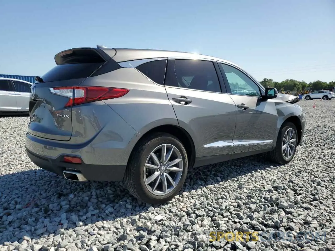 3 fotografías del automóvil dañado 5J8TC1H55NL002375 ACURA RDX 2022