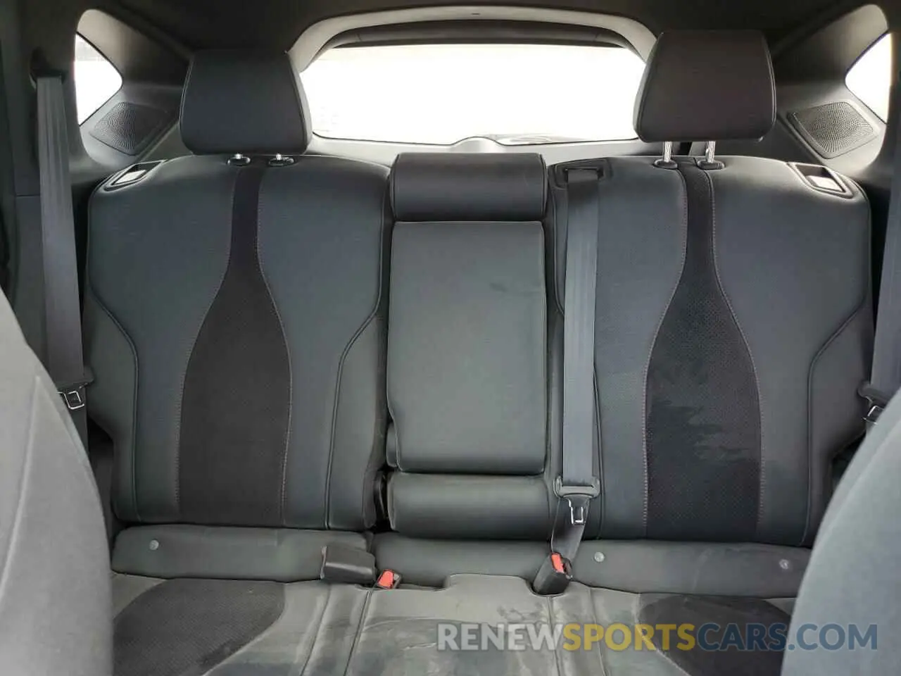 10 fotografías del automóvil dañado 5J8TC1H62NL002679 ACURA RDX 2022
