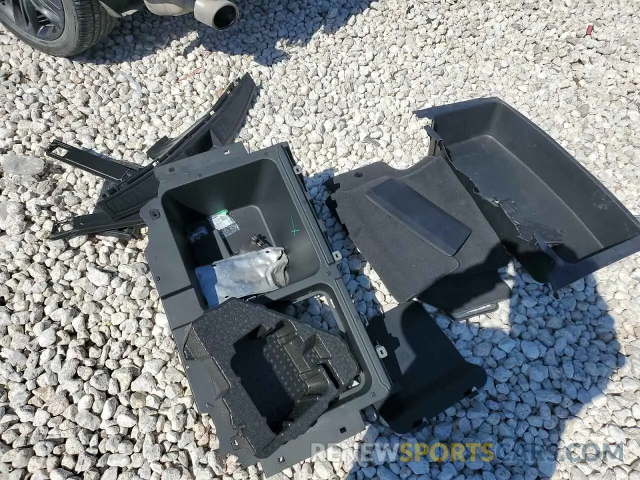 13 fotografías del automóvil dañado 5J8TC1H63NL005607 ACURA RDX 2022