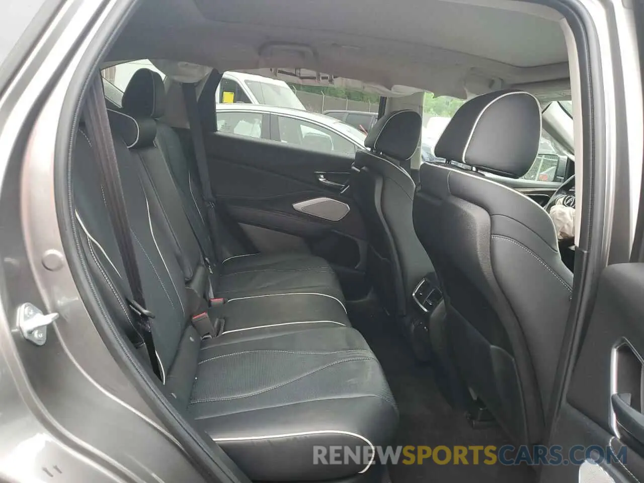 11 fotografías del automóvil dañado 5J8TC2H7XNL013573 ACURA RDX 2022