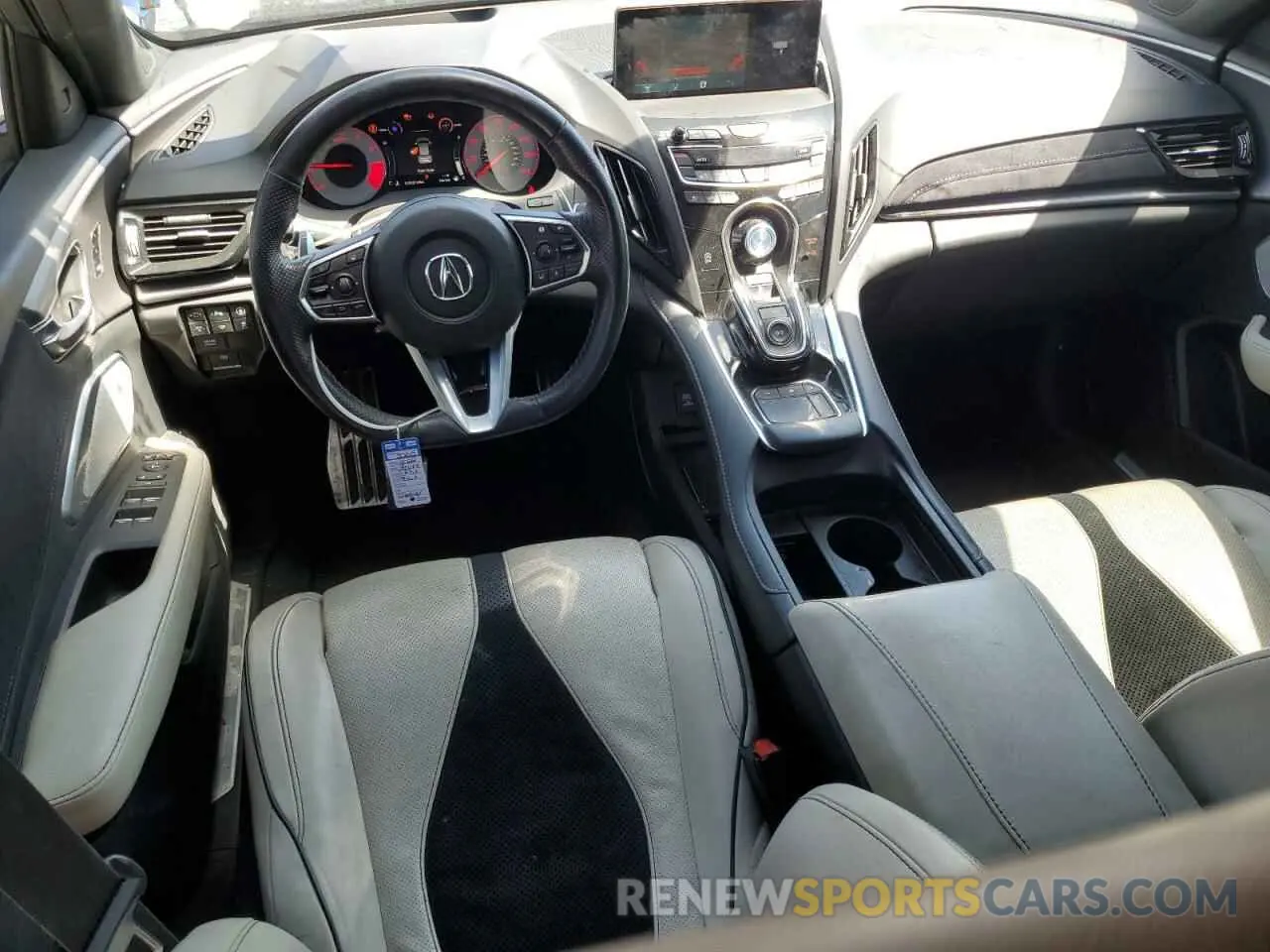 8 fotografías del automóvil dañado 5J8TC2H85NL007852 ACURA RDX 2022