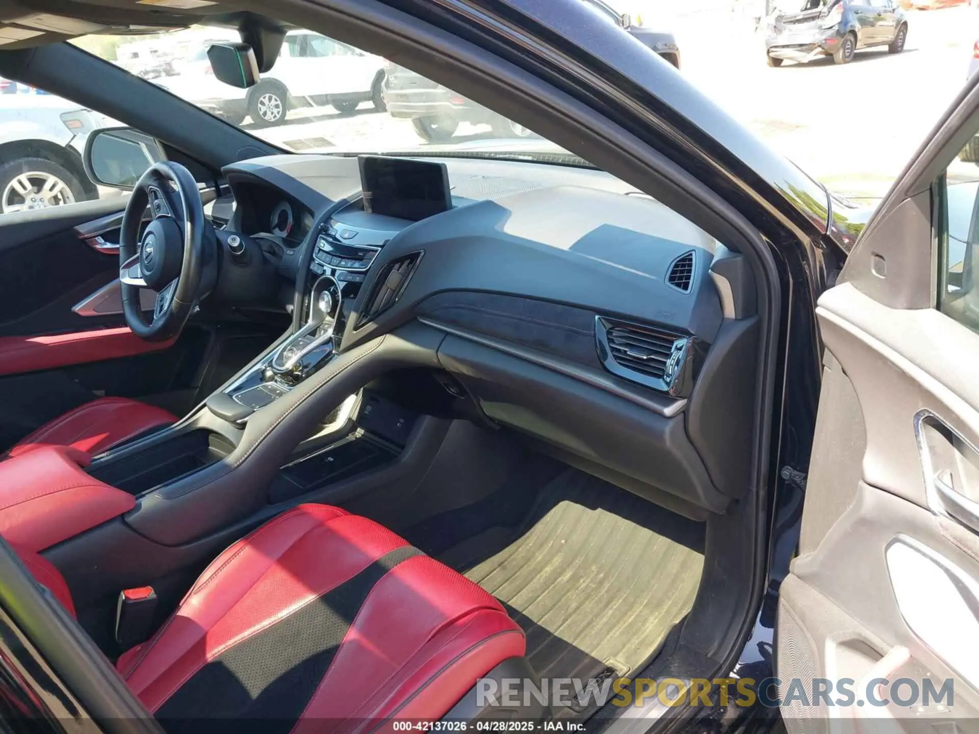 5 fotografías del automóvil dañado 5J8TC2H85NL013697 ACURA RDX 2022