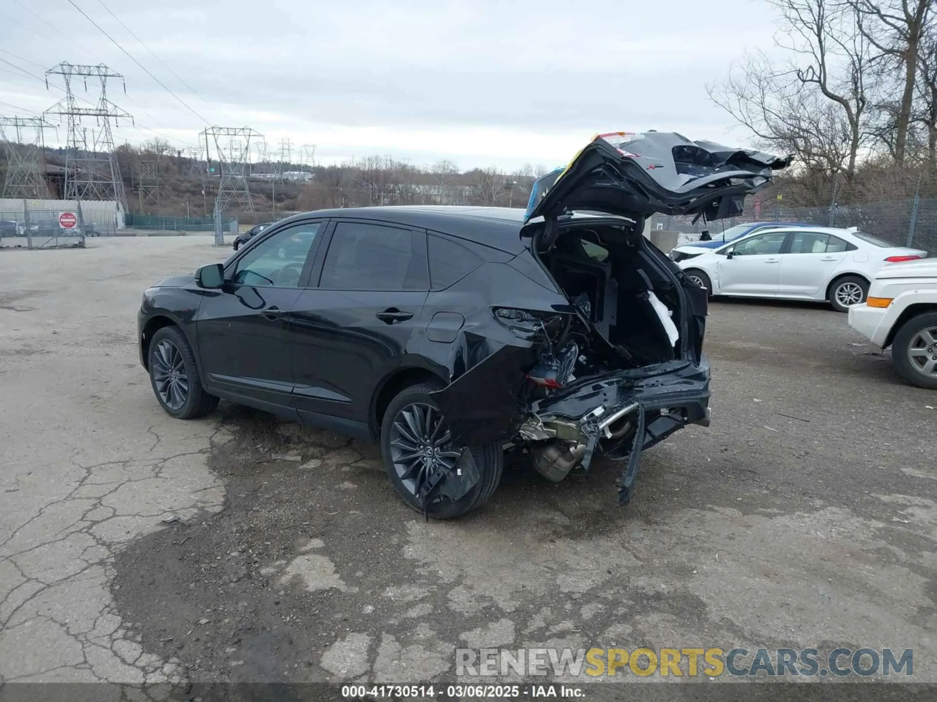 3 fotografías del automóvil dañado 5J8TC2H88NL006548 ACURA RDX 2022
