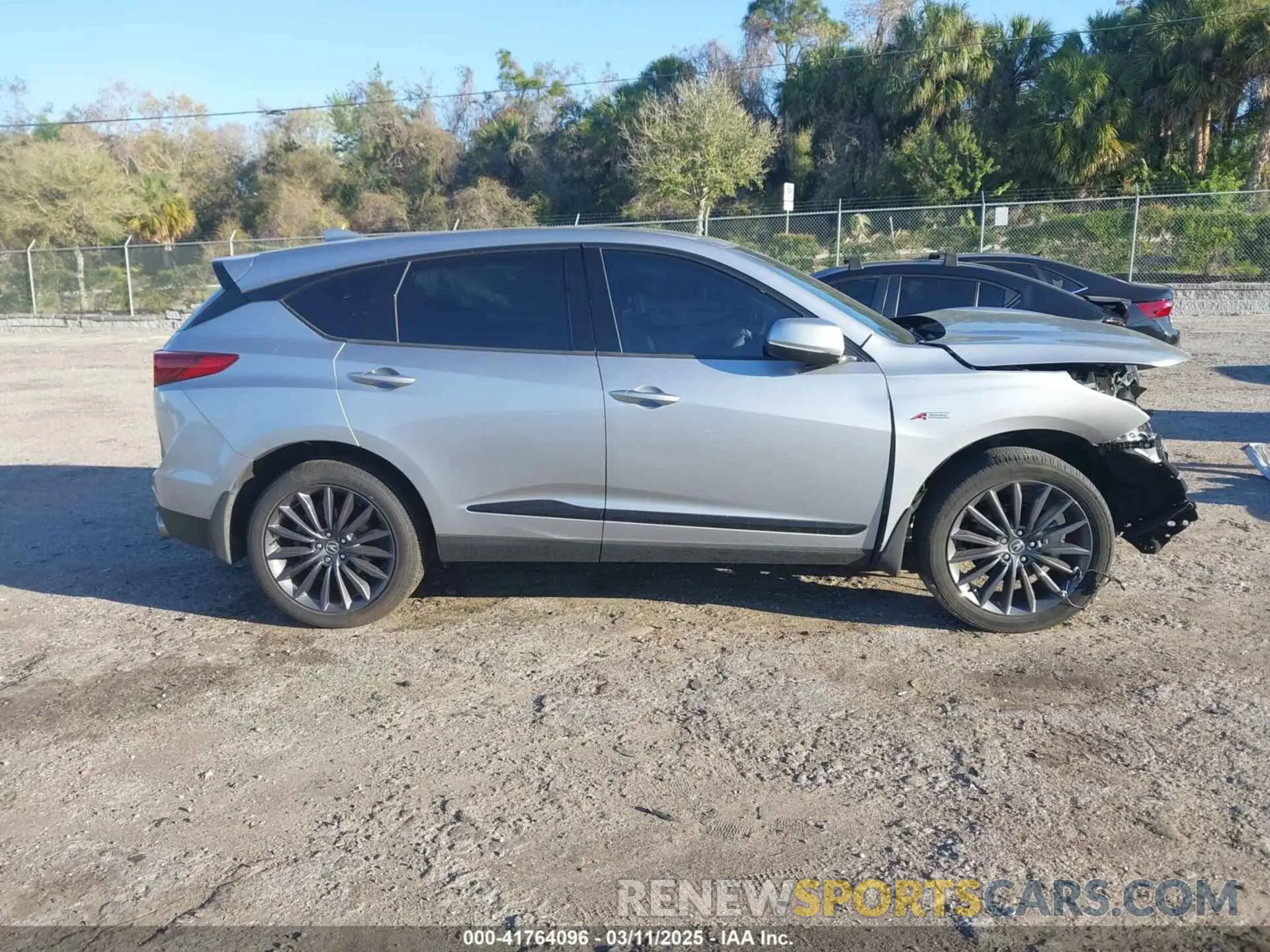 13 fotografías del automóvil dañado 5J8TC2H89NL000578 ACURA RDX 2022