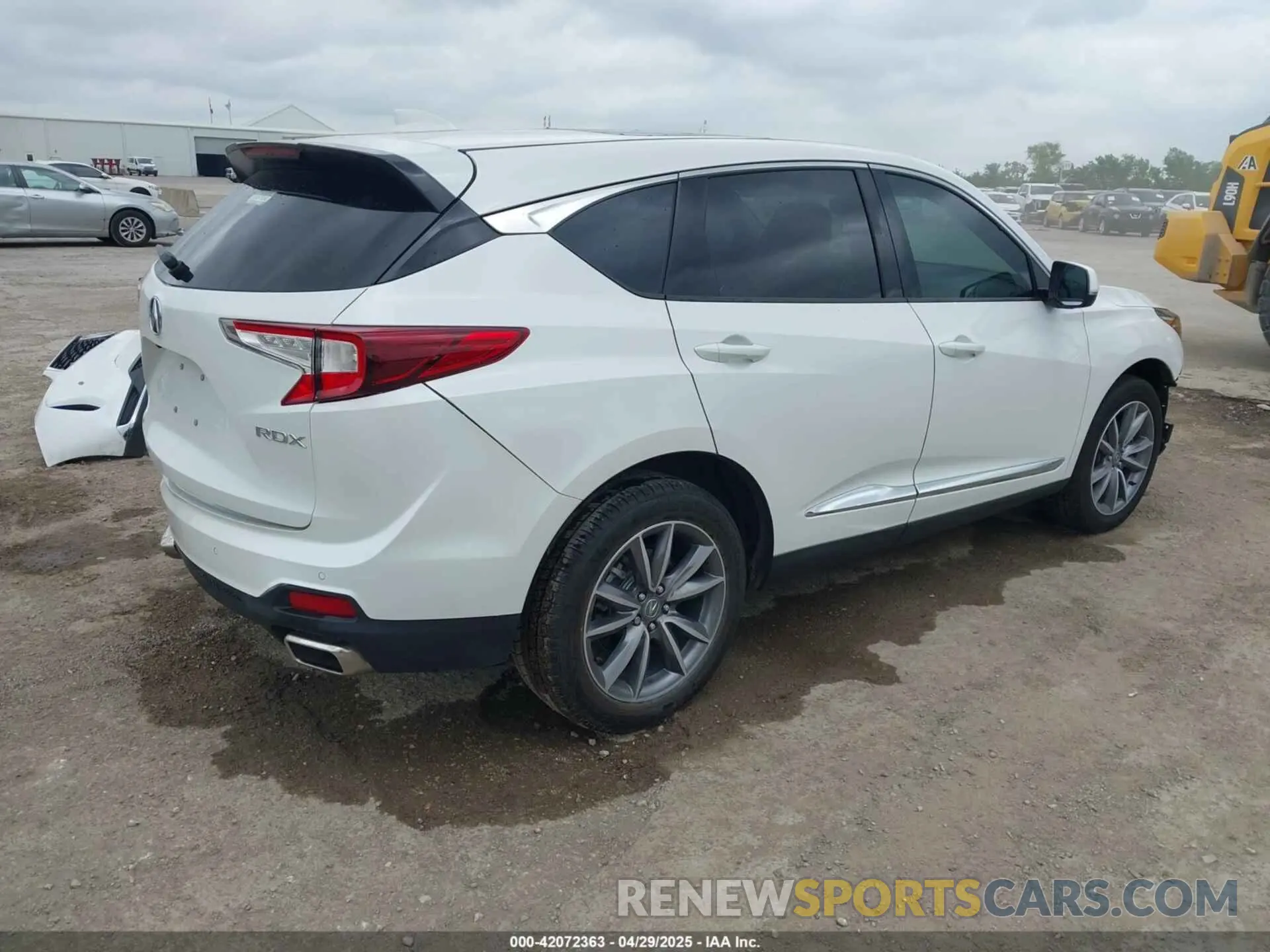 4 fotografías del automóvil dañado 5J8TC1H50PL006983 ACURA RDX 2023