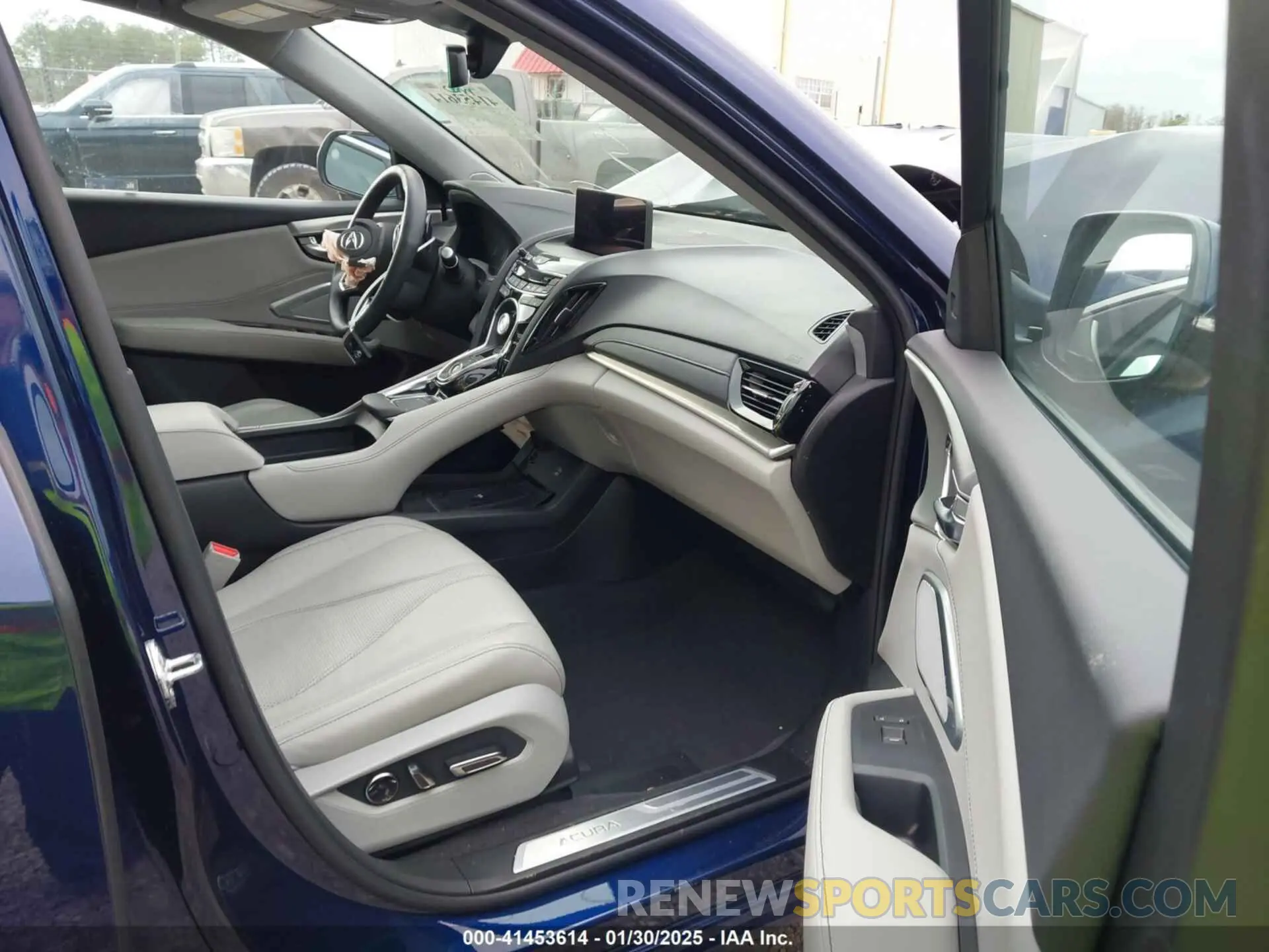 5 fotografías del automóvil dañado 5J8TC1H52PL008122 ACURA RDX 2023