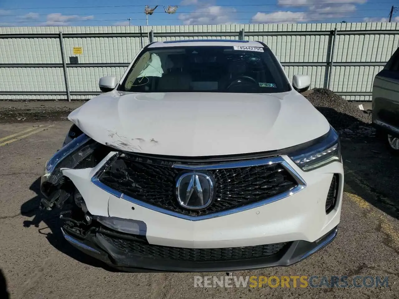 5 fotografías del automóvil dañado 5J8TC1H55PL006140 ACURA RDX 2023