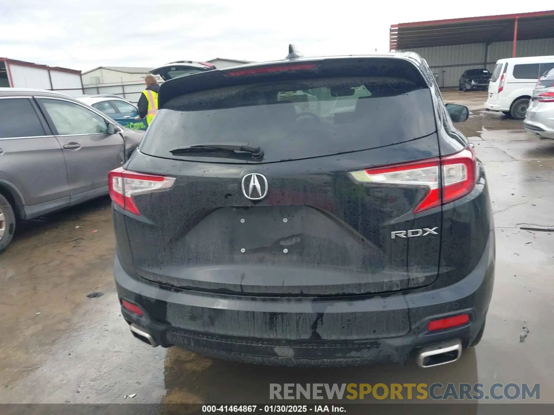 16 fotografías del automóvil dañado 5J8TC1H58PL004902 ACURA RDX 2023