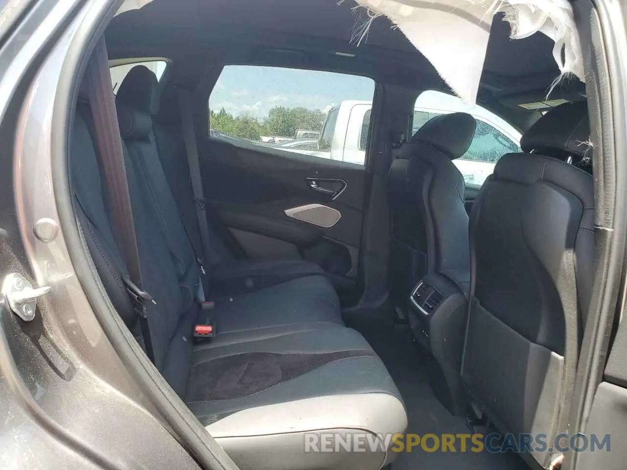 11 fotografías del automóvil dañado 5J8TC1H67PL006388 ACURA RDX 2023
