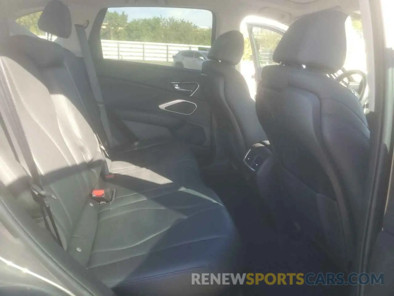 11 fotografías del automóvil dañado 5J8TC2H33PL015651 ACURA RDX 2023