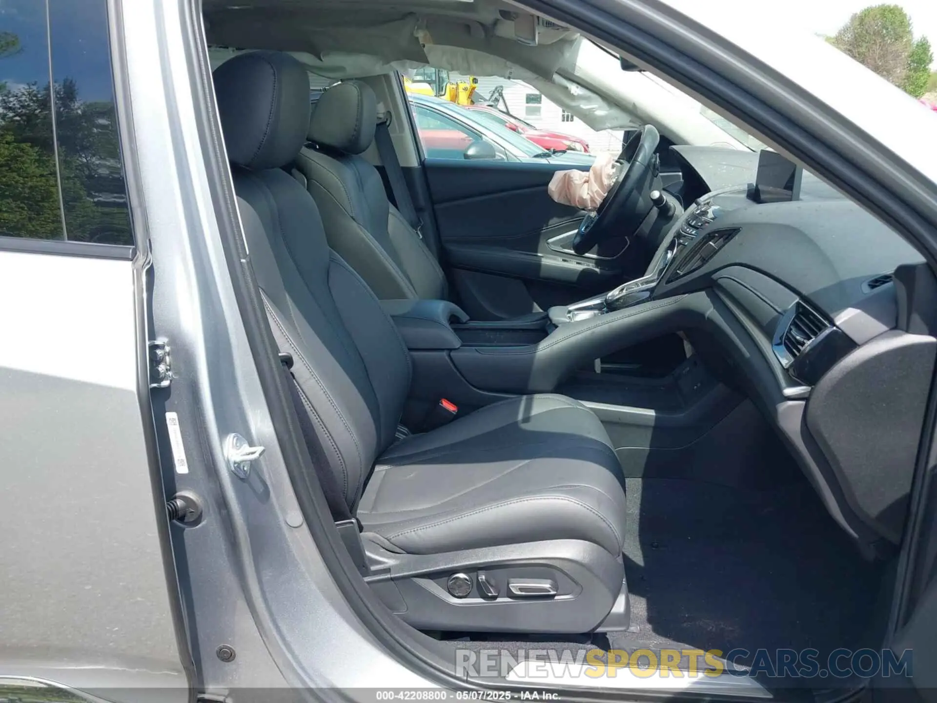 5 fotografías del automóvil dañado 5J8TC2H36PL024683 ACURA RDX 2023