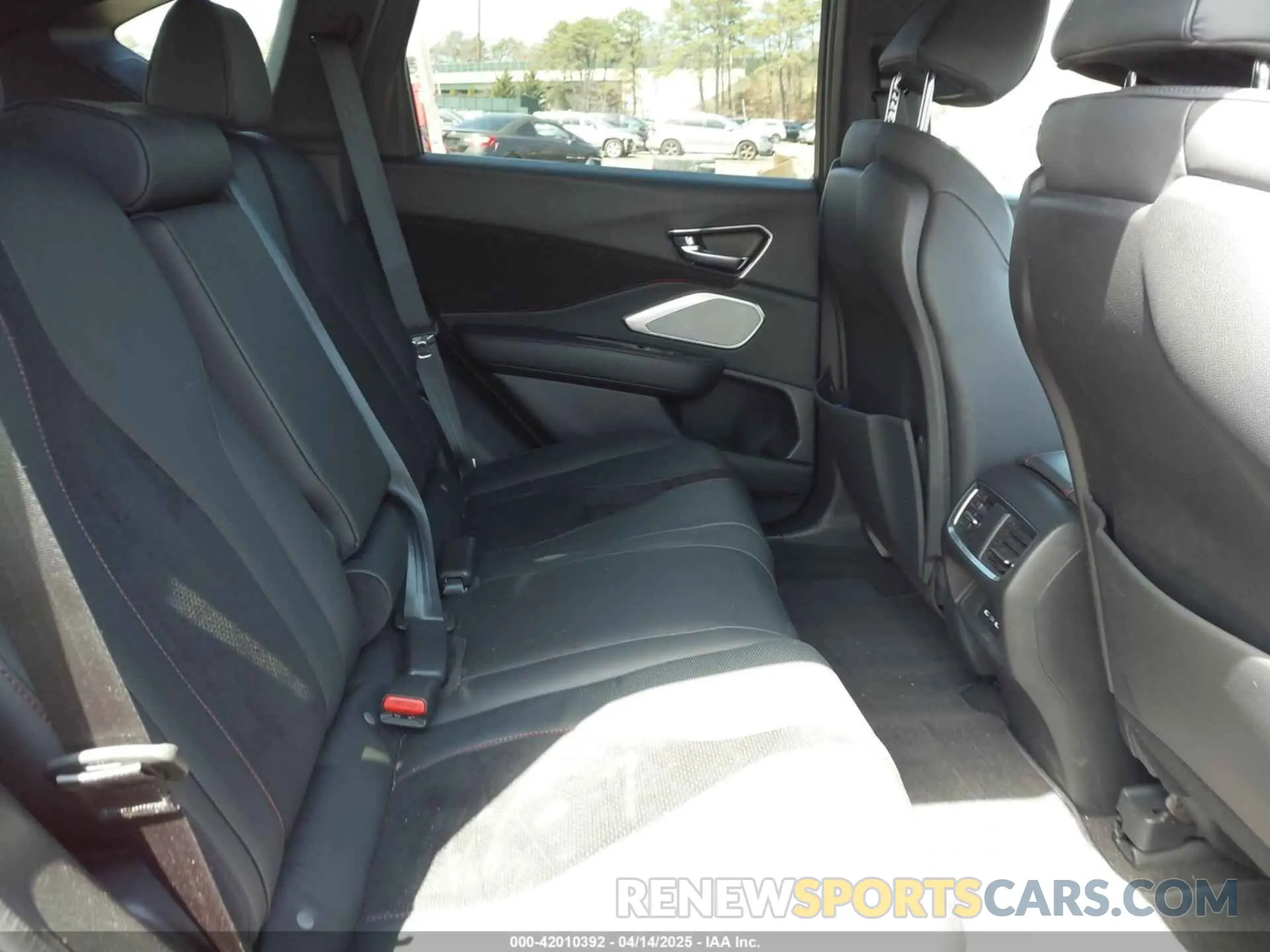 8 fotografías del automóvil dañado 5J8TC2H61PL009180 ACURA RDX 2023