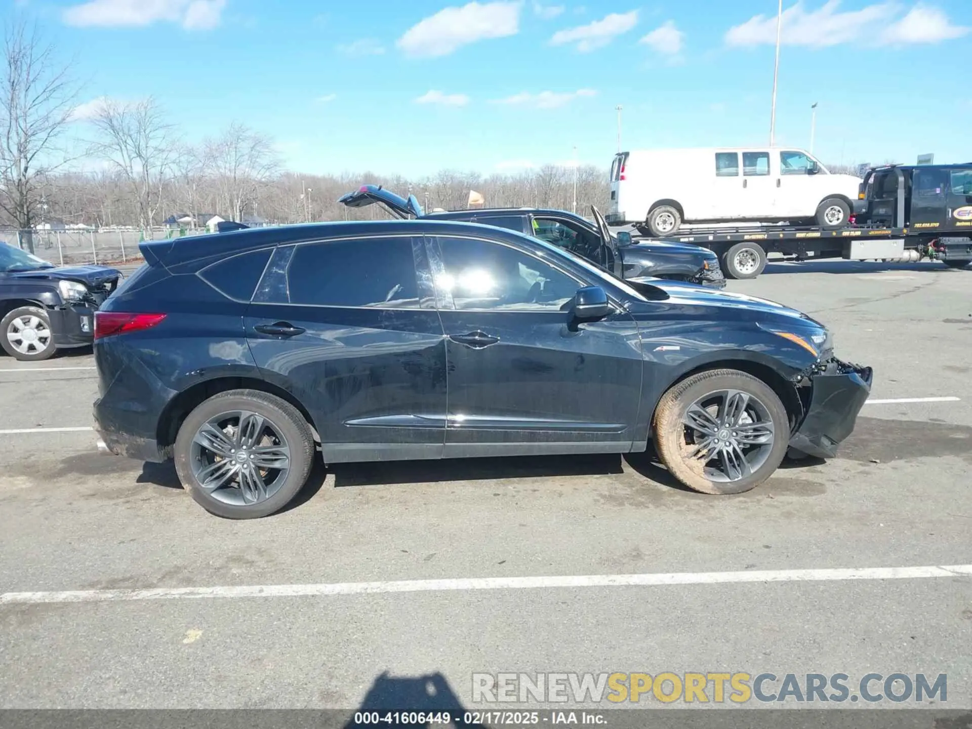 13 fotografías del automóvil dañado 5J8TC2H67PL019891 ACURA RDX 2023