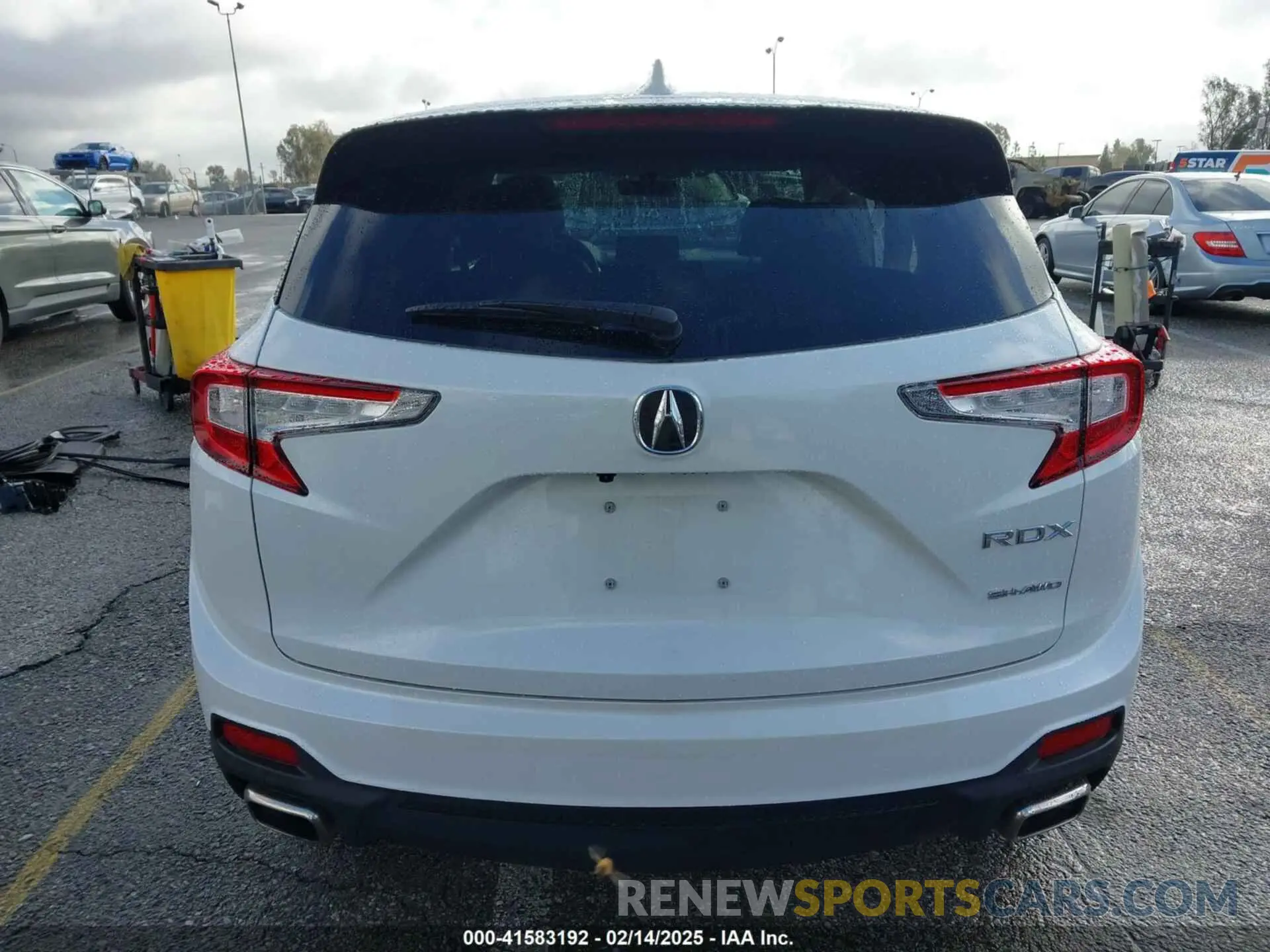 17 fotografías del automóvil dañado 5J8TC2H31RL012072 ACURA RDX 2024