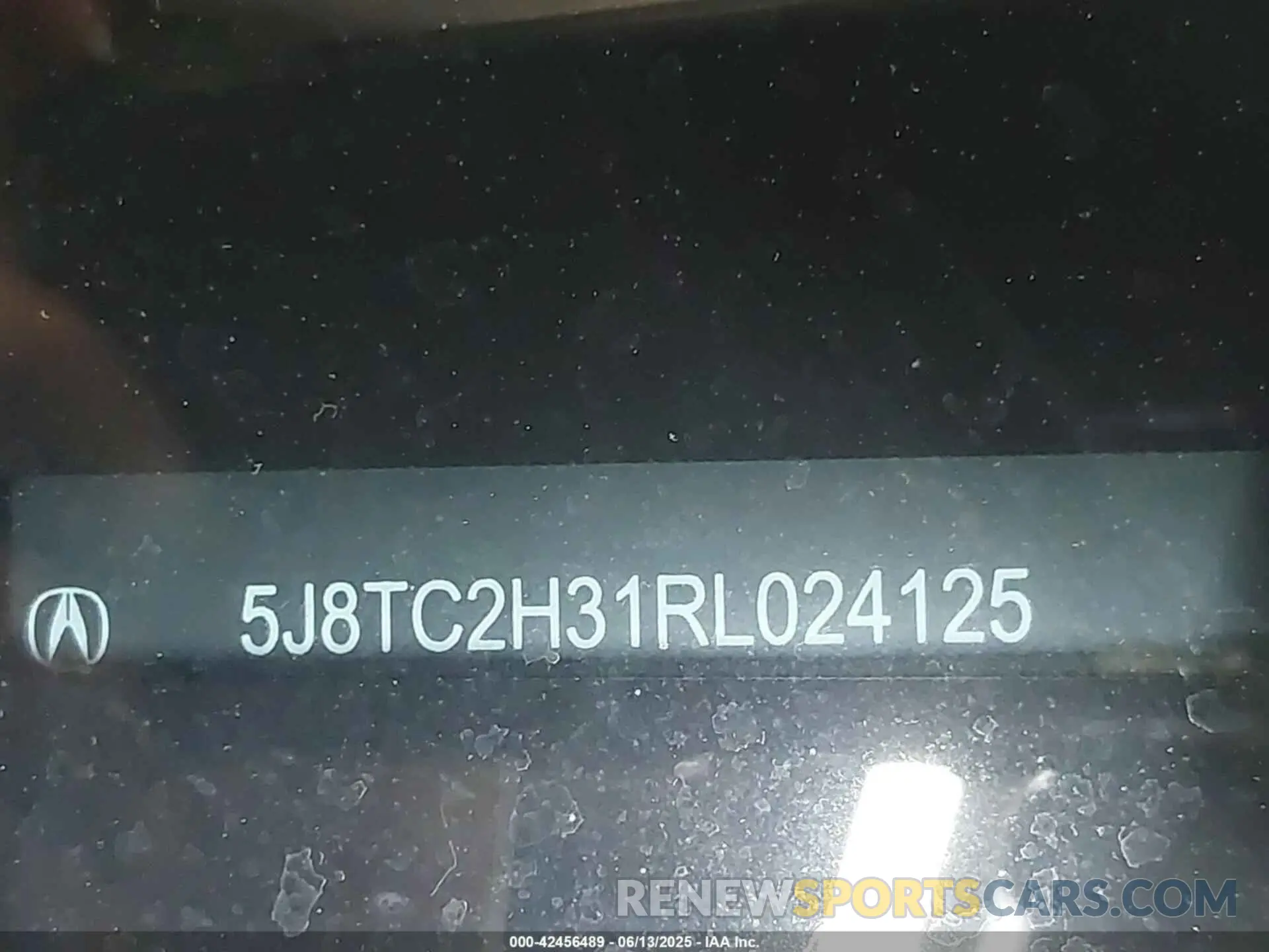 16 fotografías del automóvil dañado 5J8TC2H31RL024125 ACURA RDX 2024