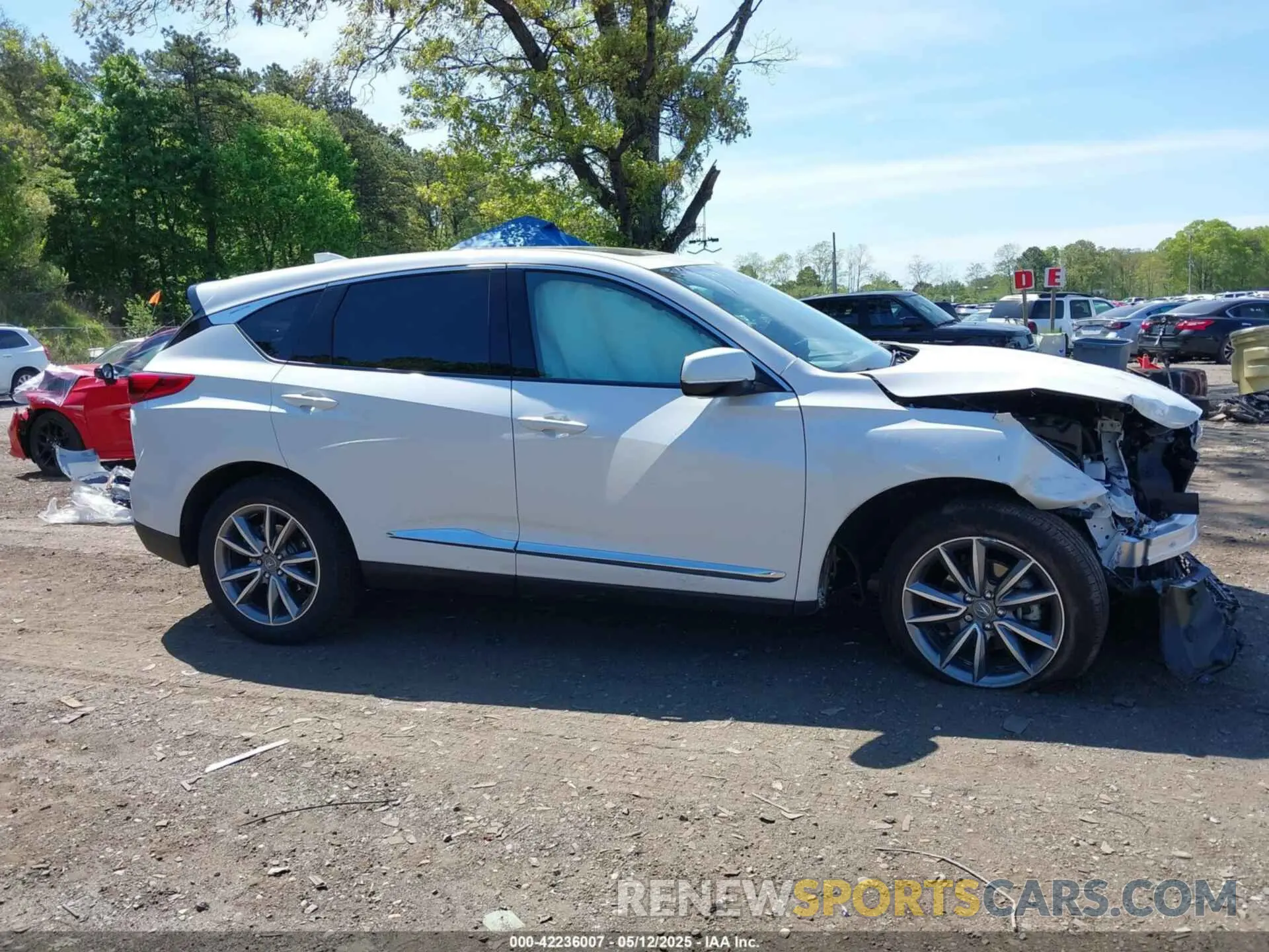 14 fotografías del automóvil dañado 5J8TC2H57RL017388 ACURA RDX 2024