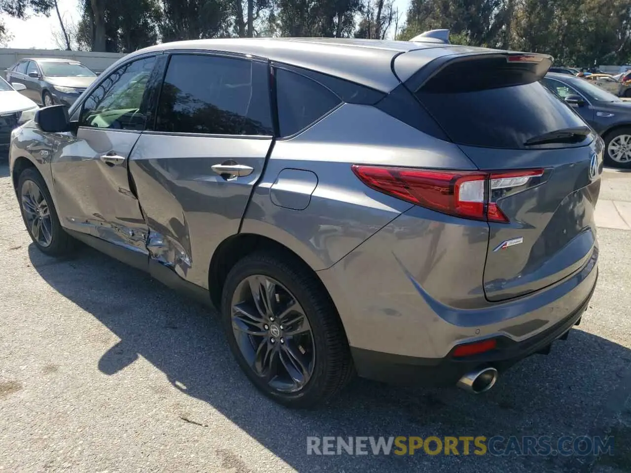 2 fotografías del automóvil dañado 5J8TC2H6XRL018981 ACURA RDX 2024