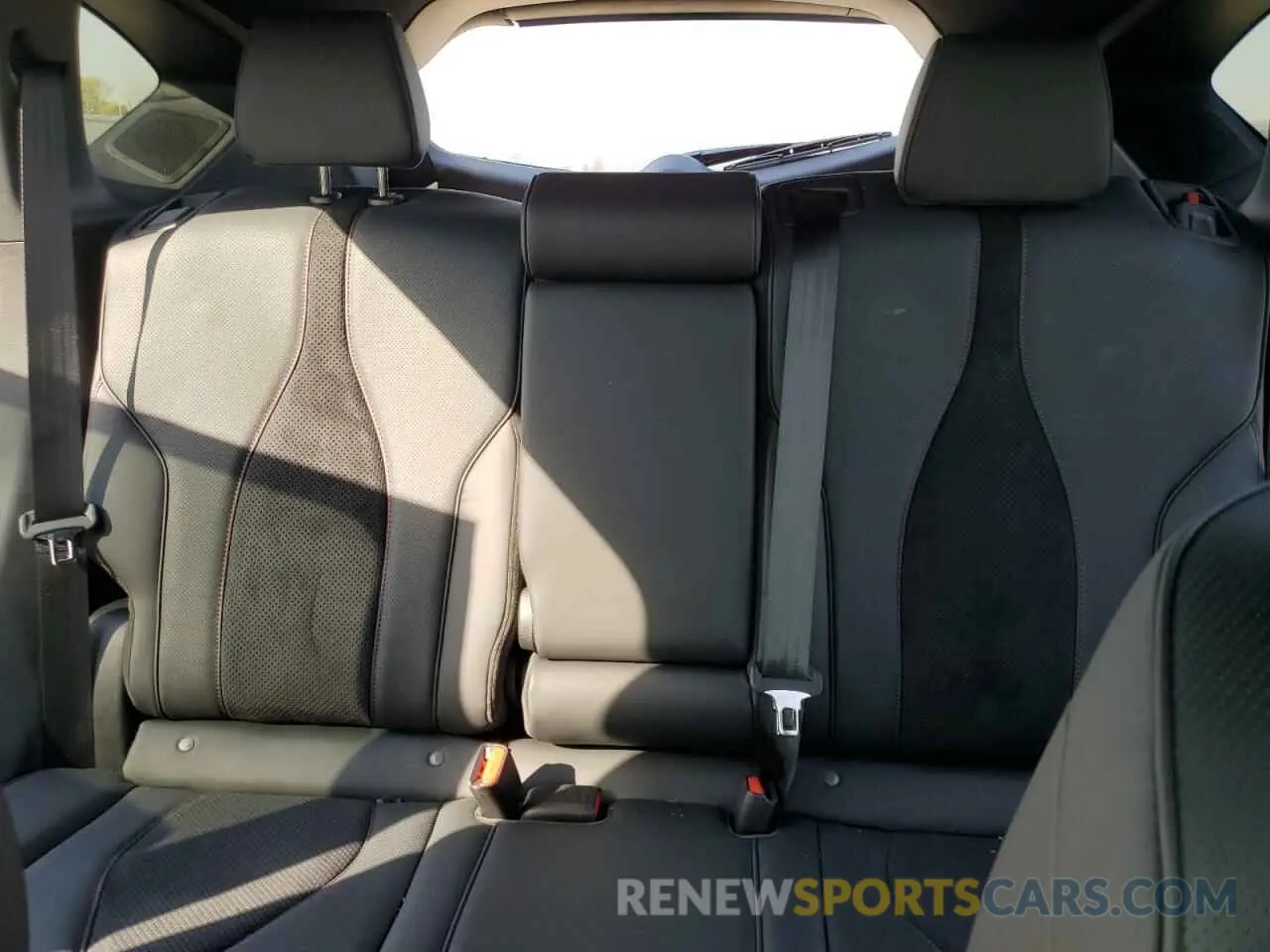 10 fotografías del automóvil dañado 5J8TC2H82RL038076 ACURA RDX 2024