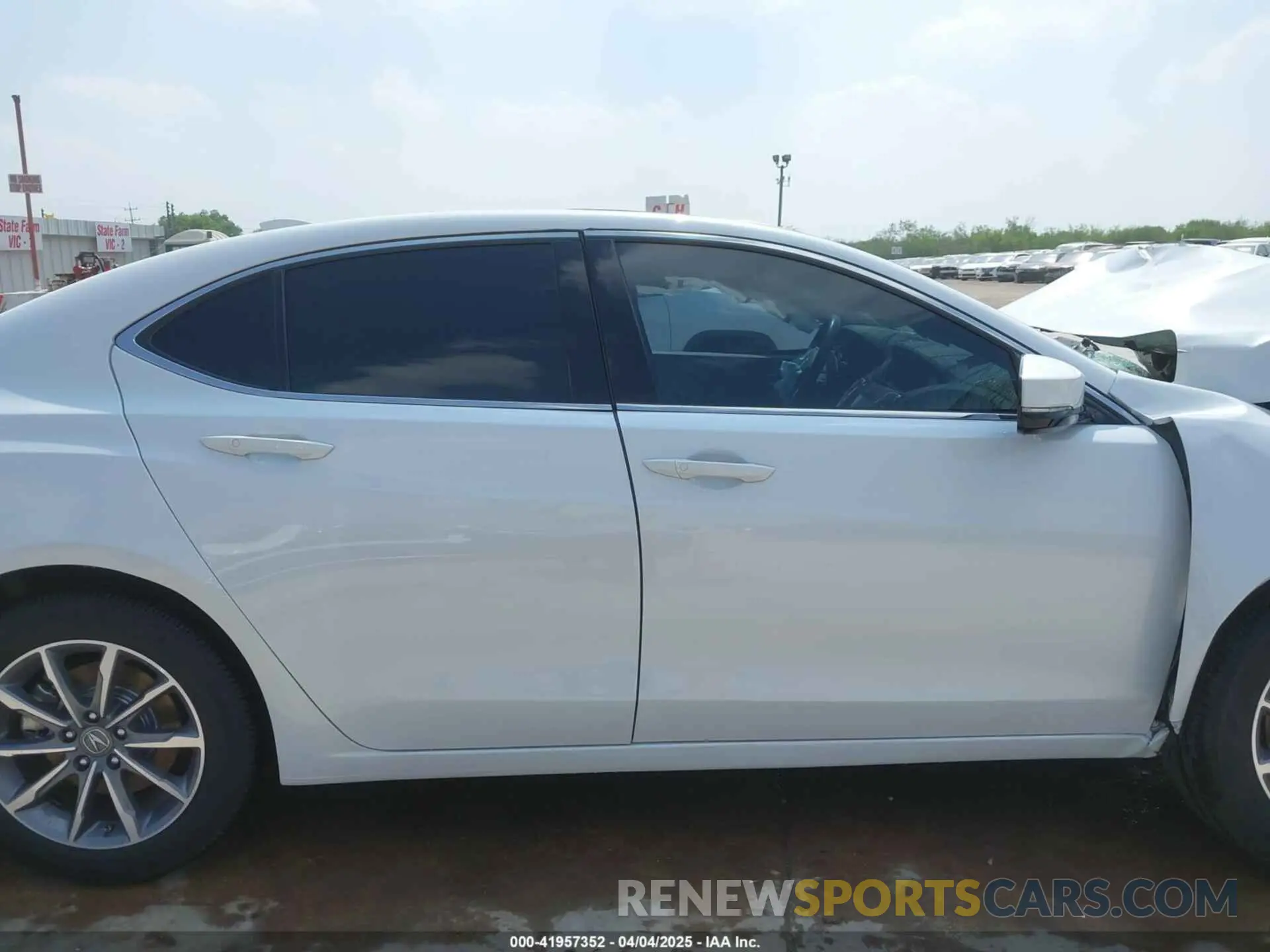 14 fotografías del automóvil dañado 19UUB1F51KA000835 ACURA TLX 2019