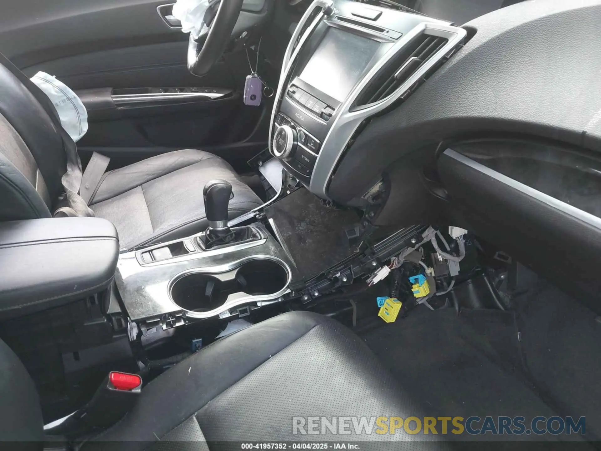 18 fotografías del automóvil dañado 19UUB1F51KA000835 ACURA TLX 2019