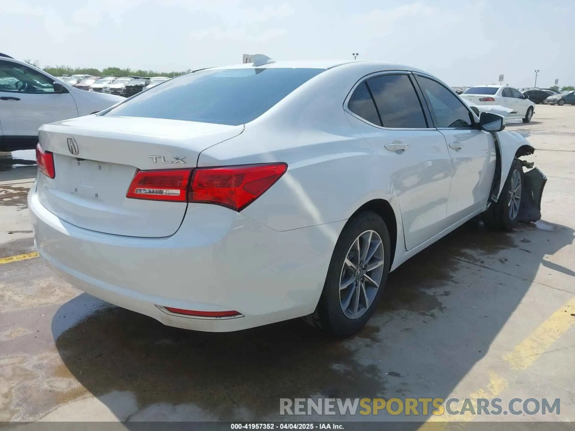 4 fotografías del automóvil dañado 19UUB1F51KA000835 ACURA TLX 2019